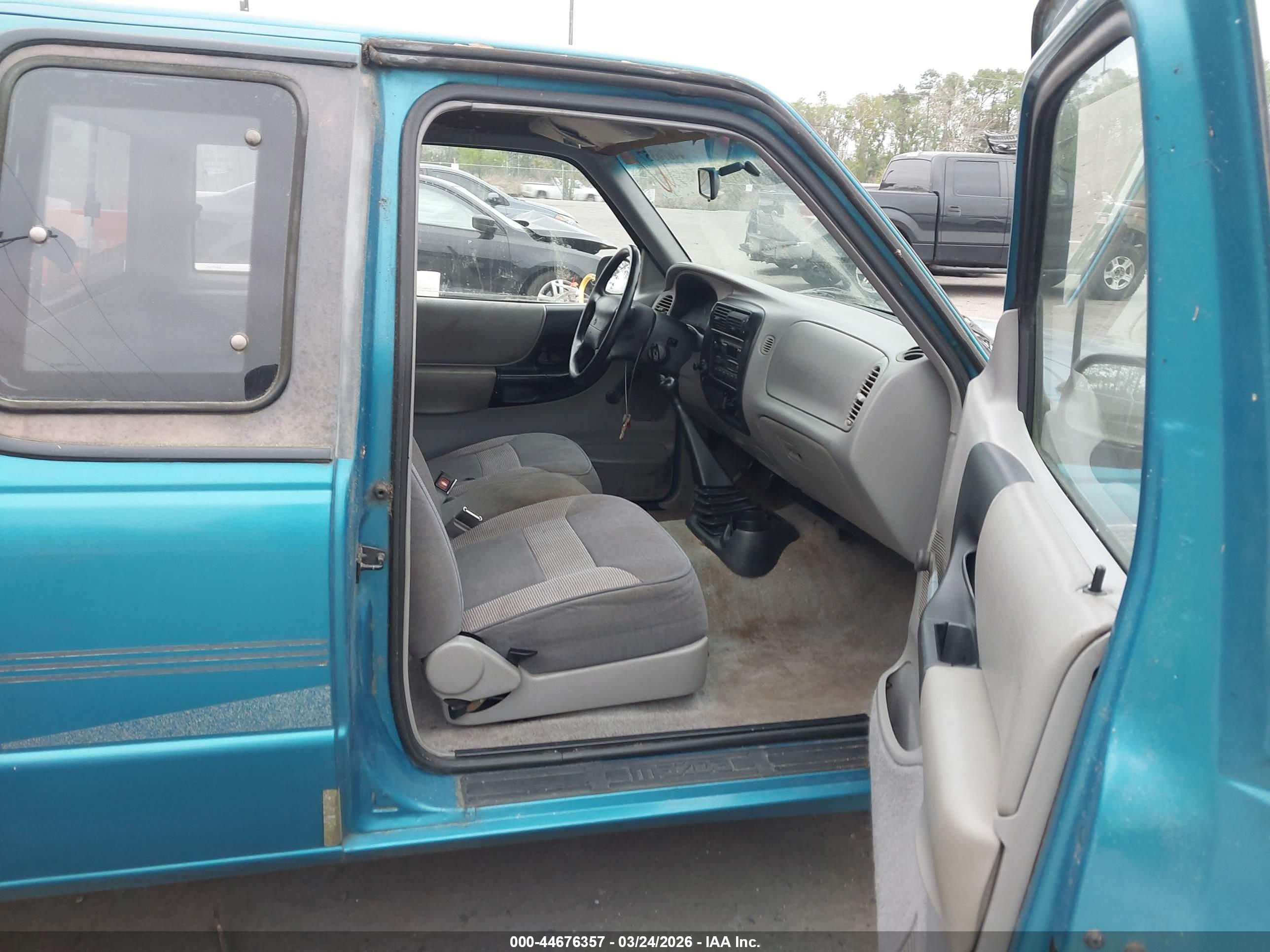 MAZDA B2300 image 5
