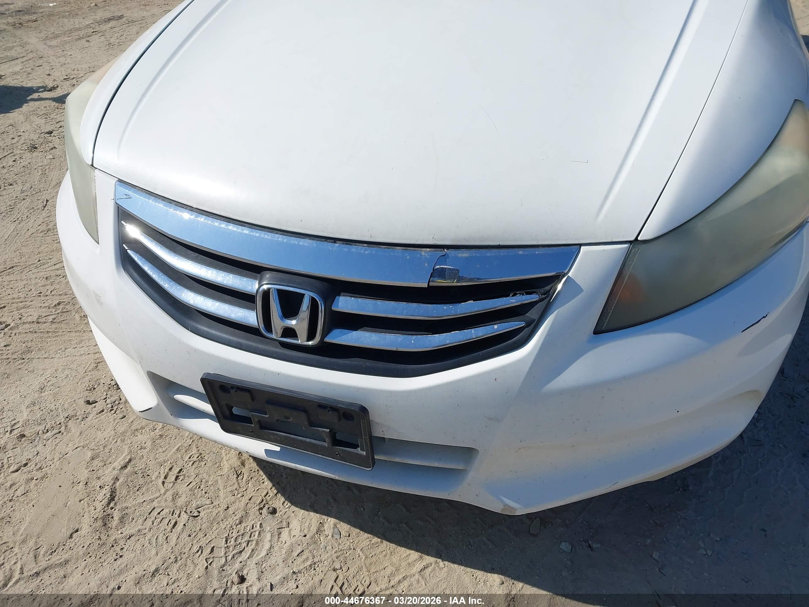 HONDA ACCORD image 6