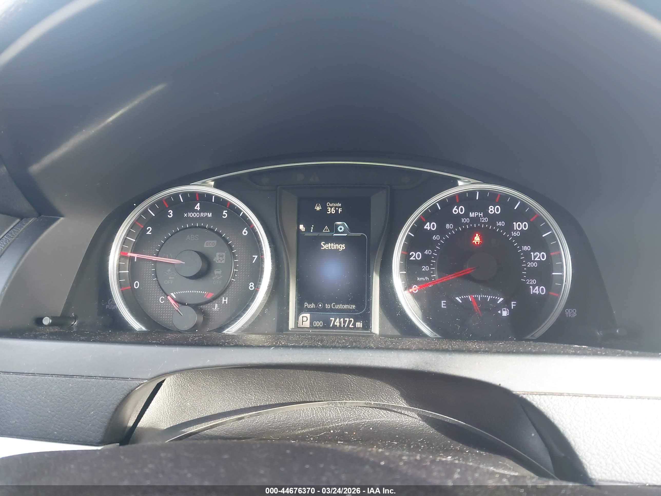 TOYOTA CAMRY image 7