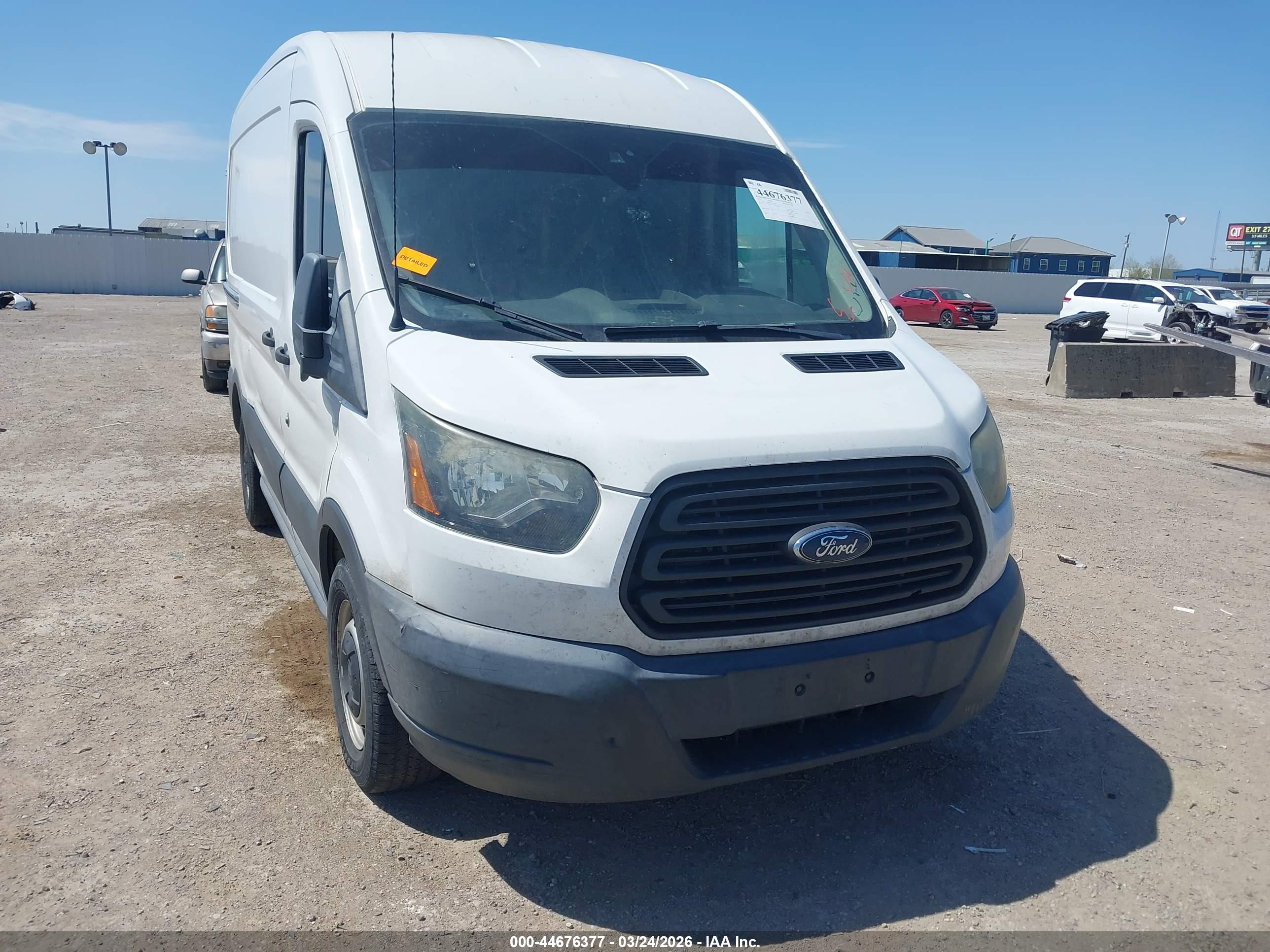 FORD TRANSIT-150 image 6