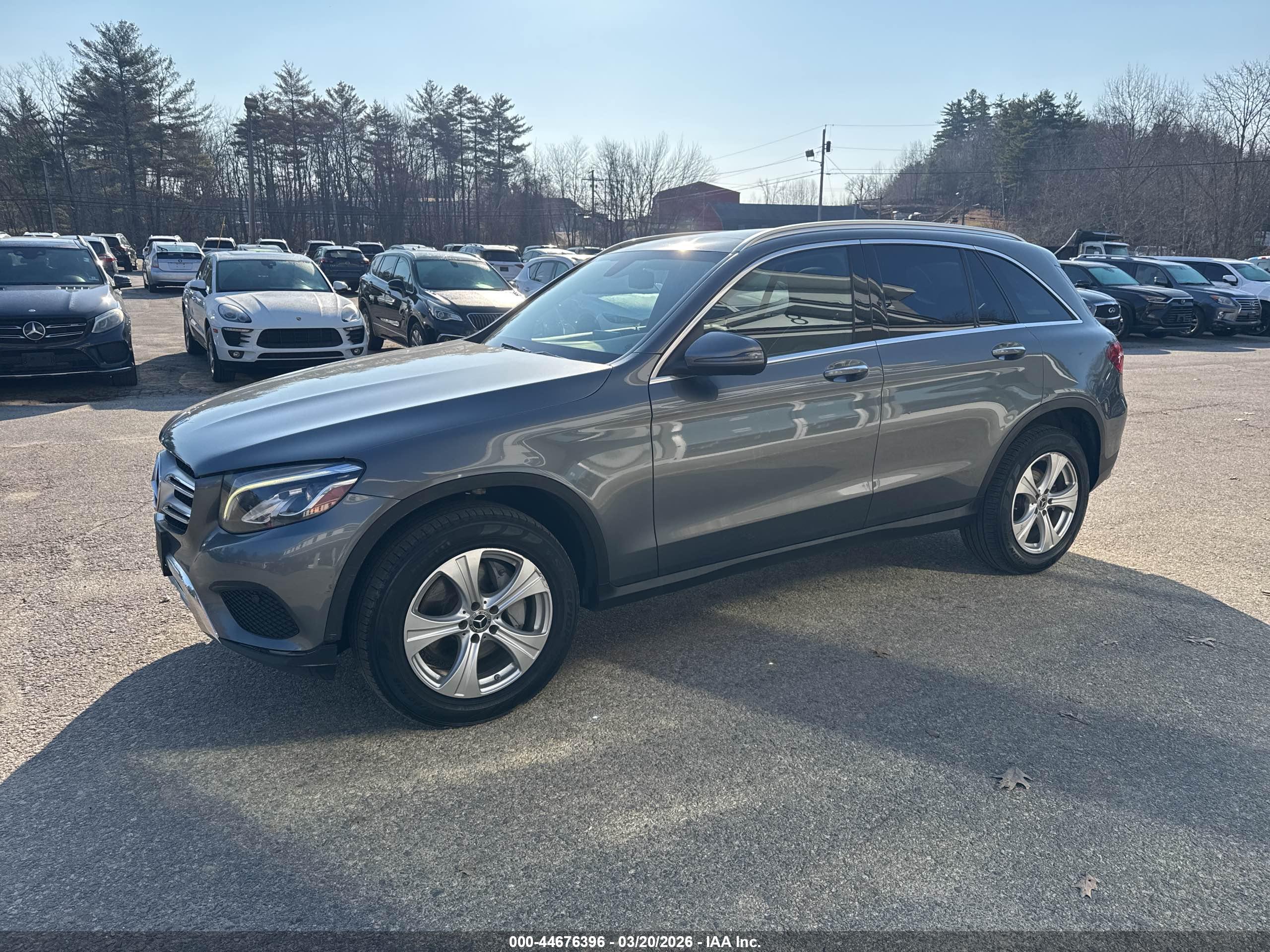 MERCEDES-BENZ GLC image 2