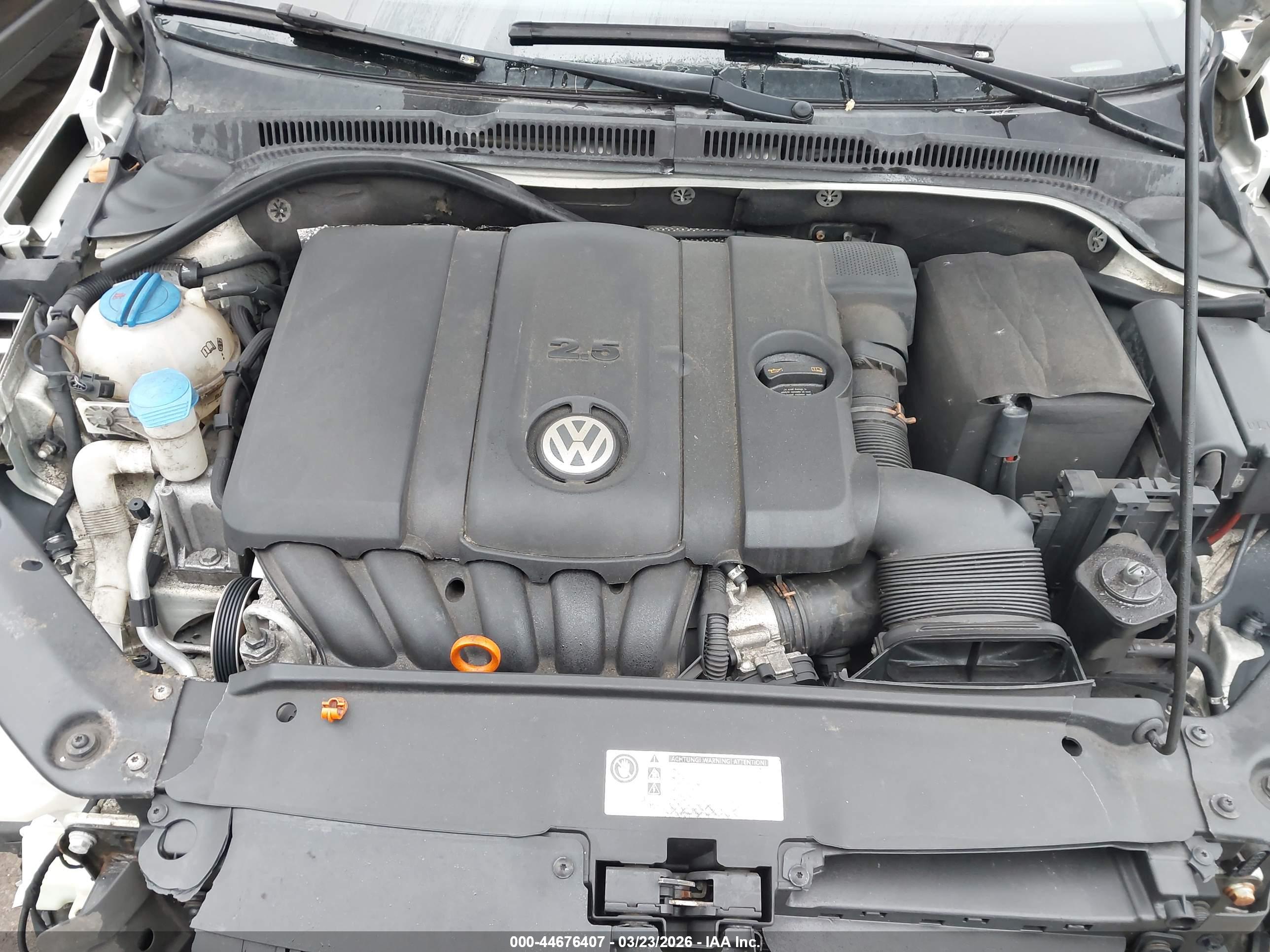 VOLKSWAGEN JETTA image 10
