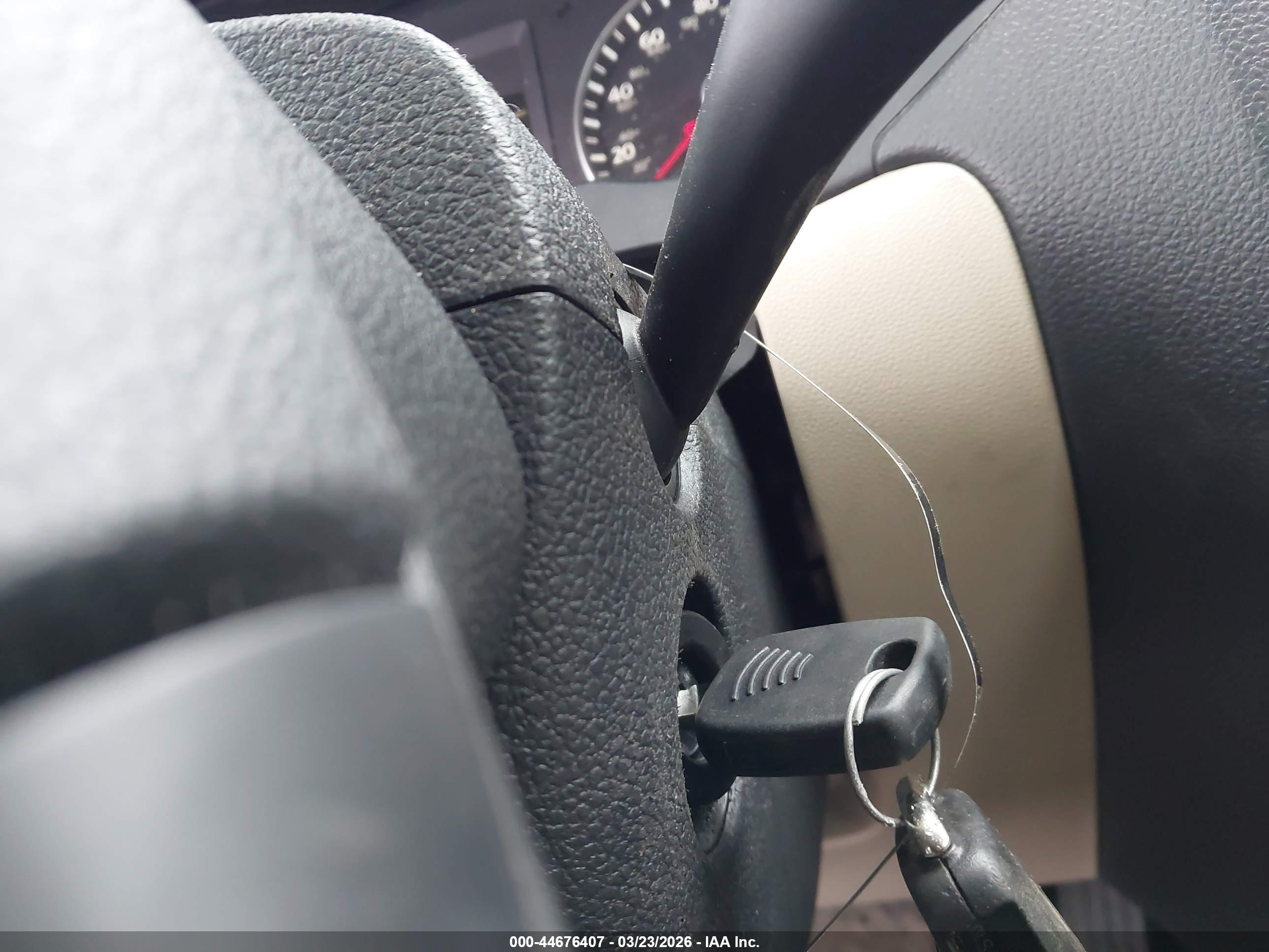 VOLKSWAGEN JETTA image 11