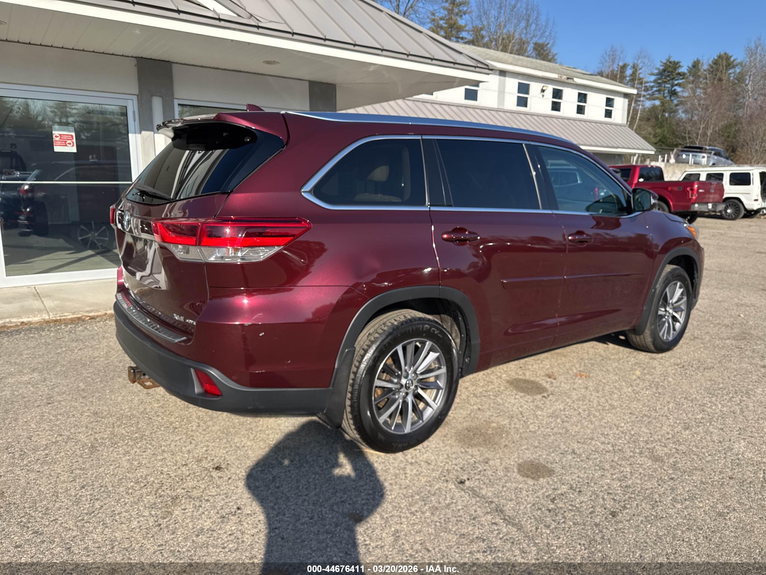 TOYOTA HIGHLANDER image 4
