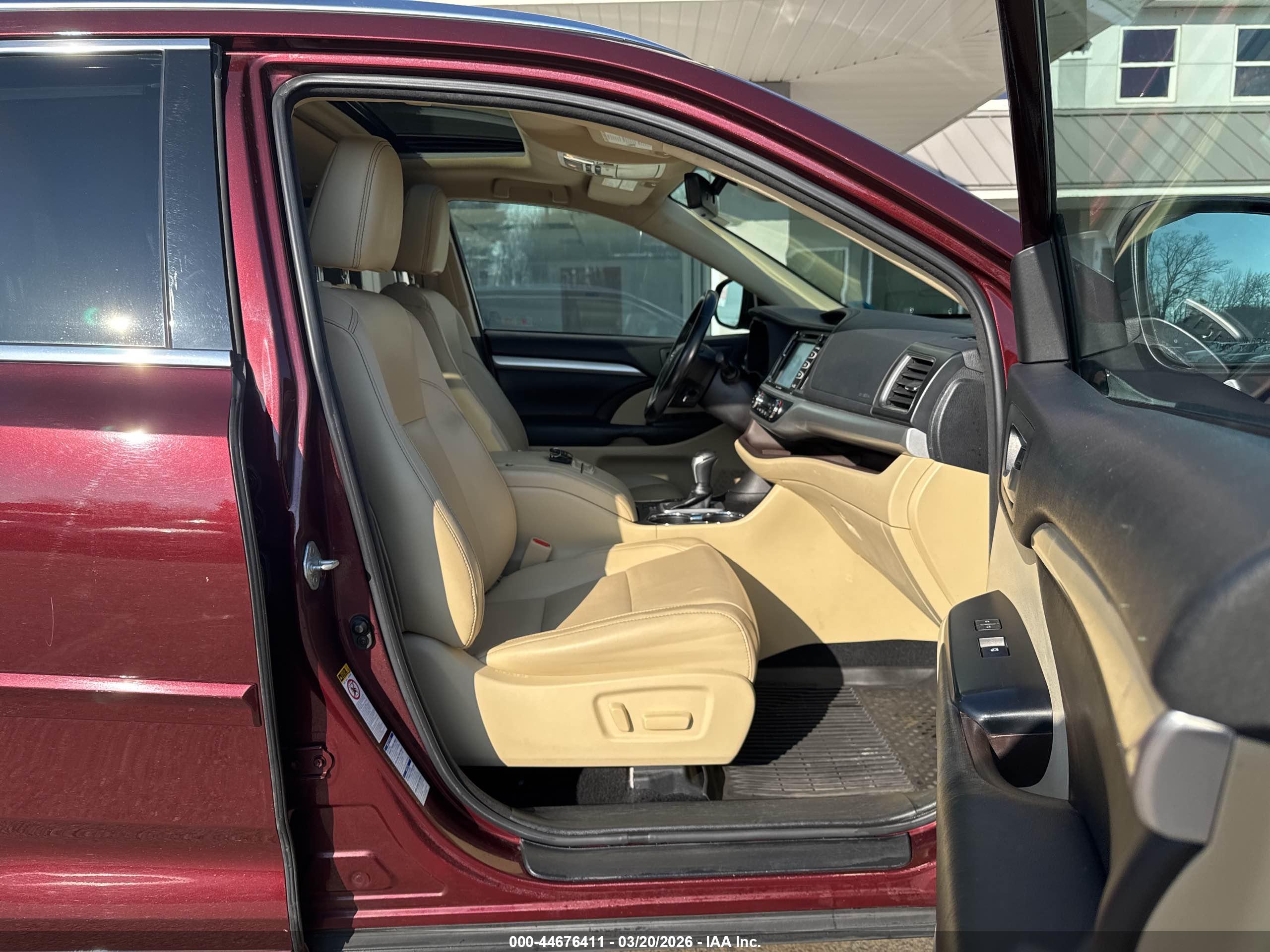 TOYOTA HIGHLANDER image 5
