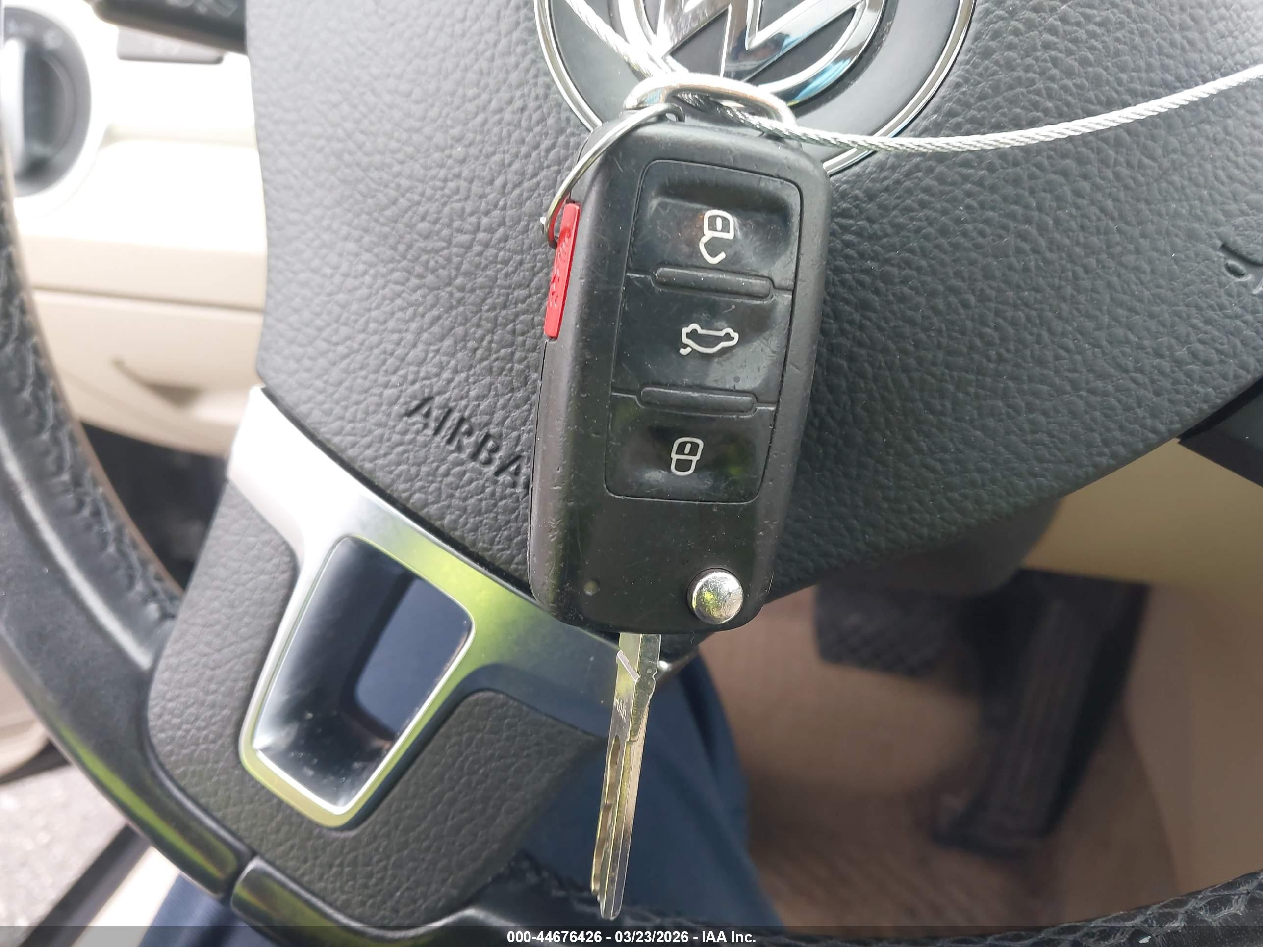 VOLKSWAGEN PASSAT image 11
