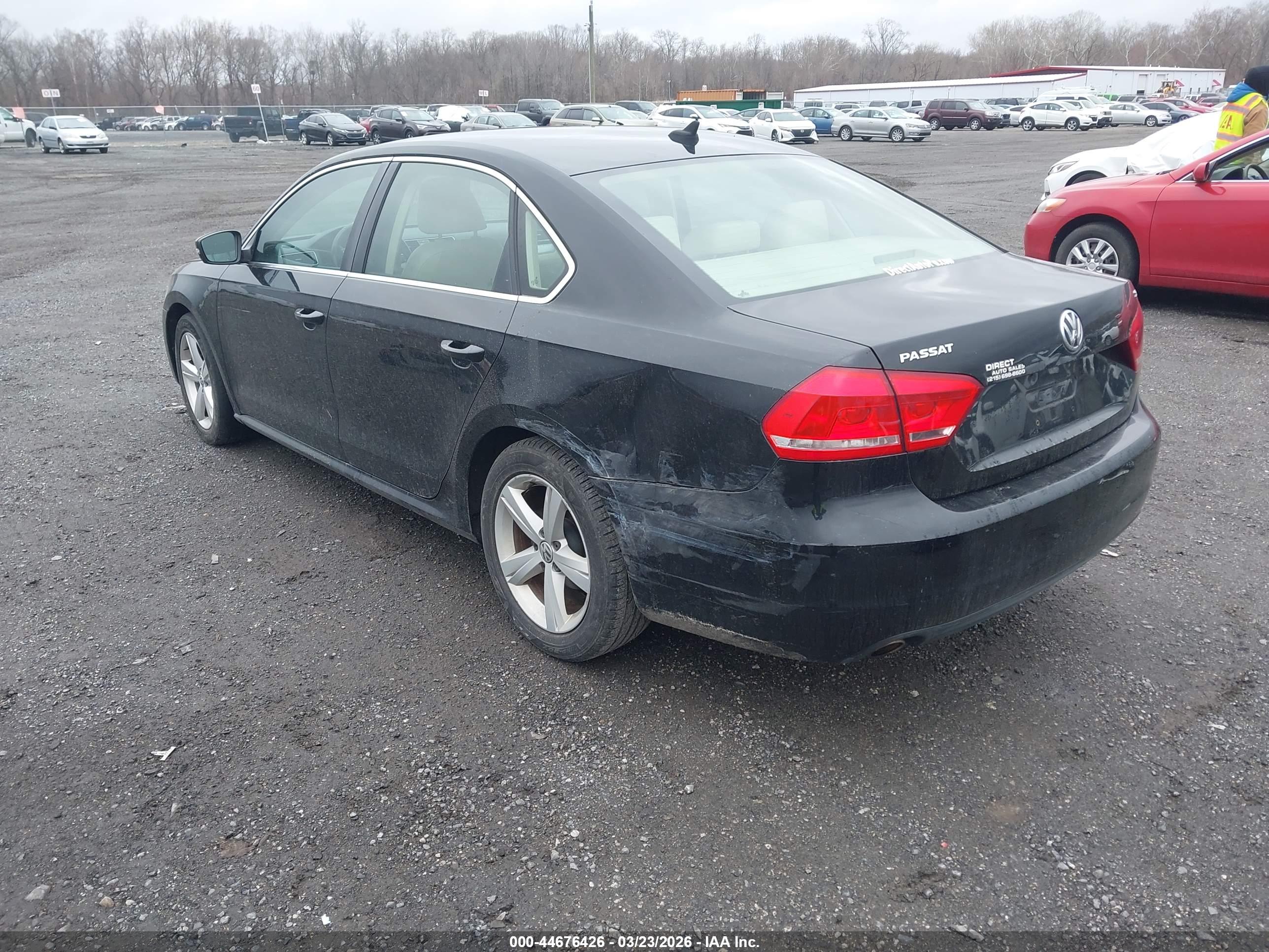 VOLKSWAGEN PASSAT image 3