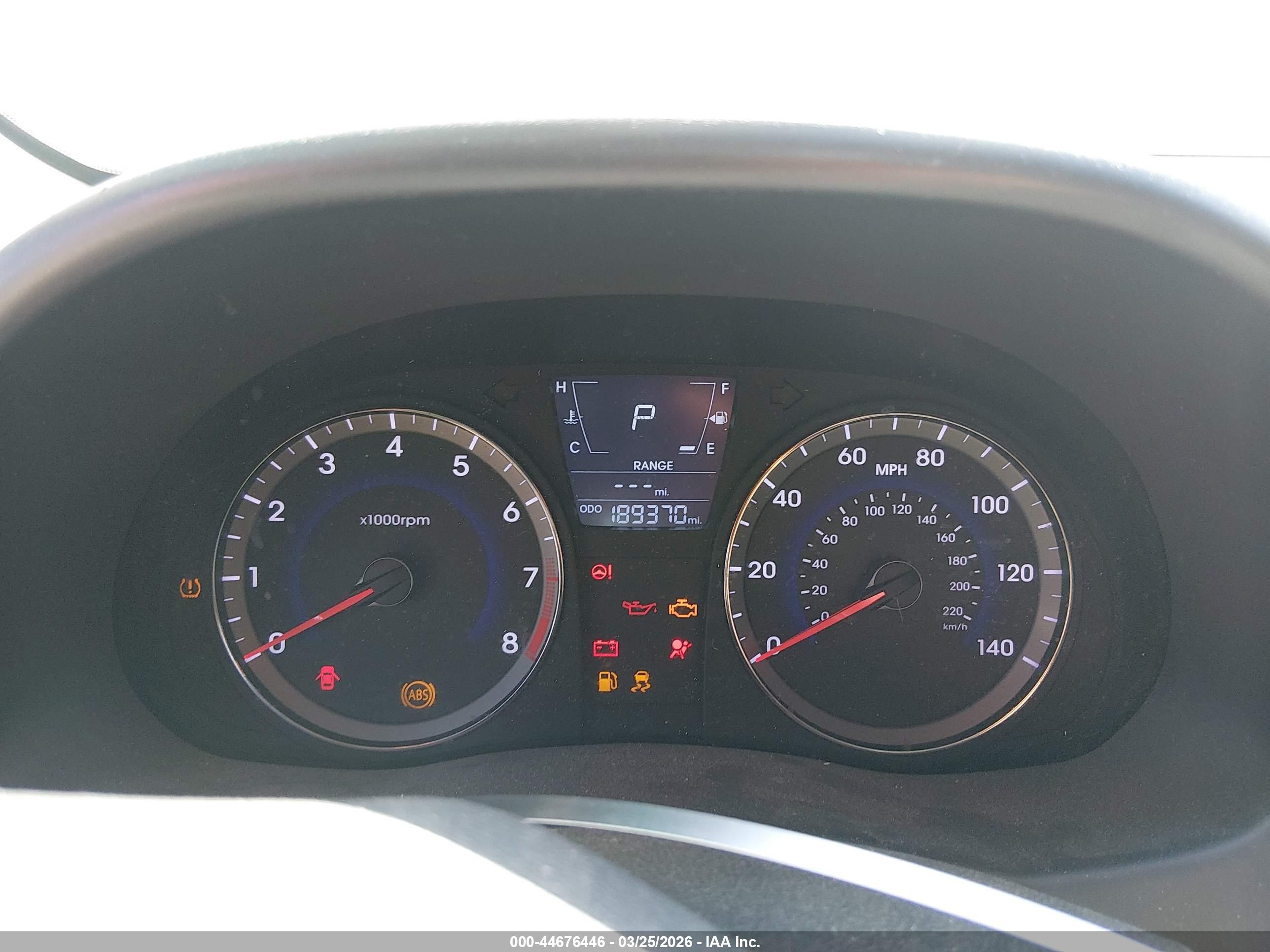 HYUNDAI ACCENT image 7