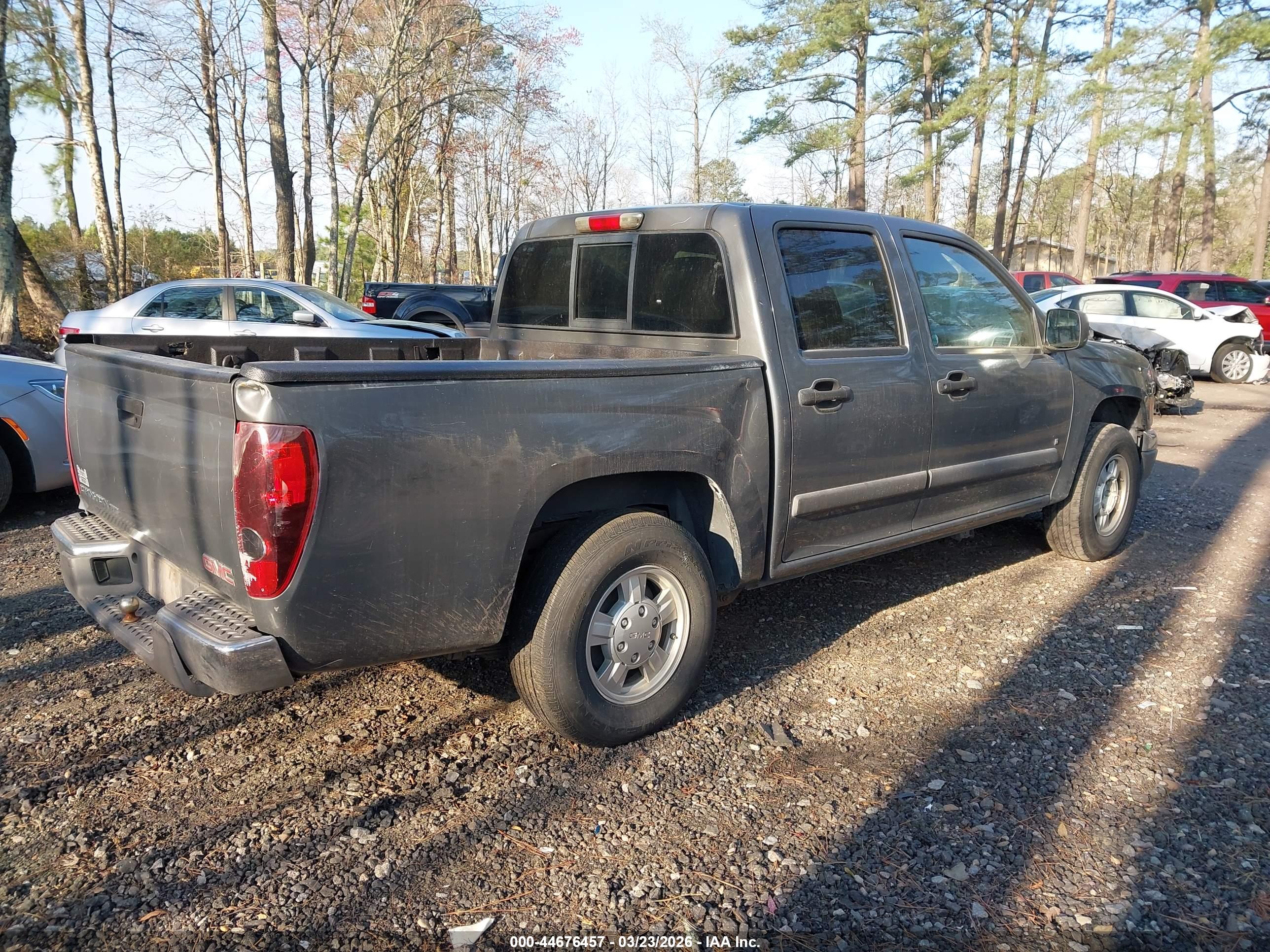 GMC CANYON image 4