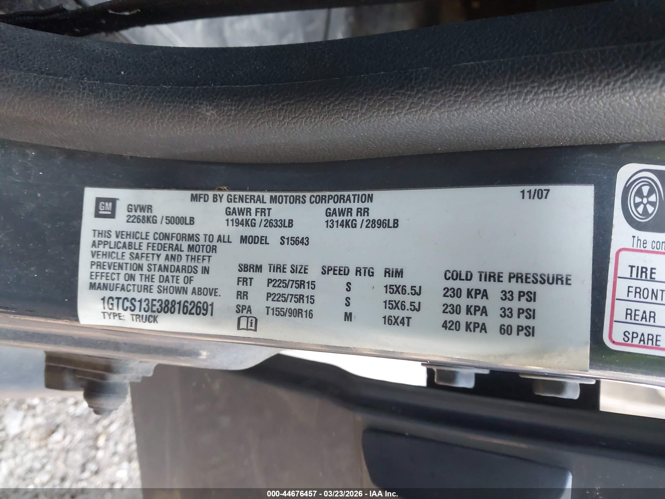 GMC CANYON image 9