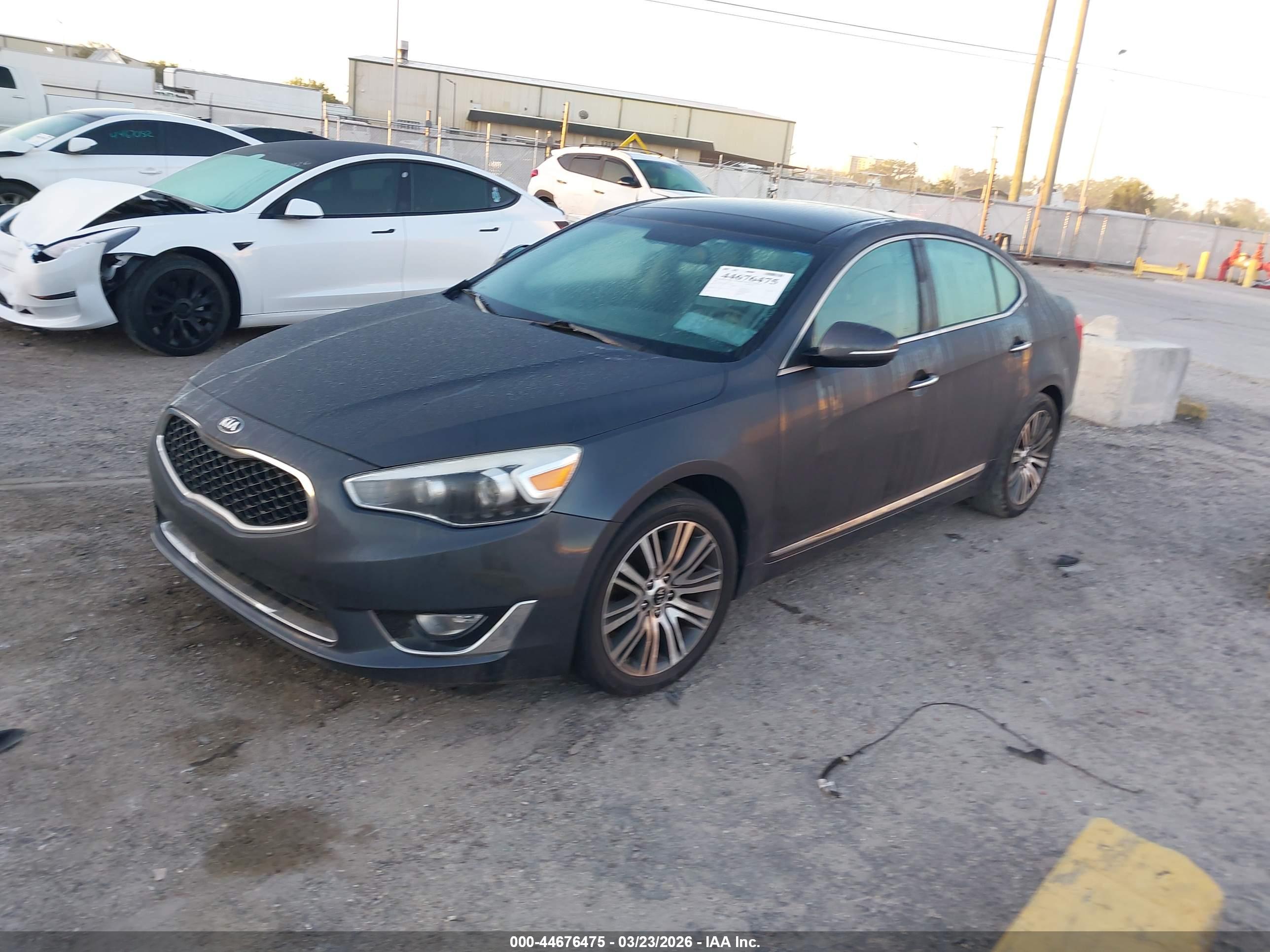 KIA CADENZA image 2