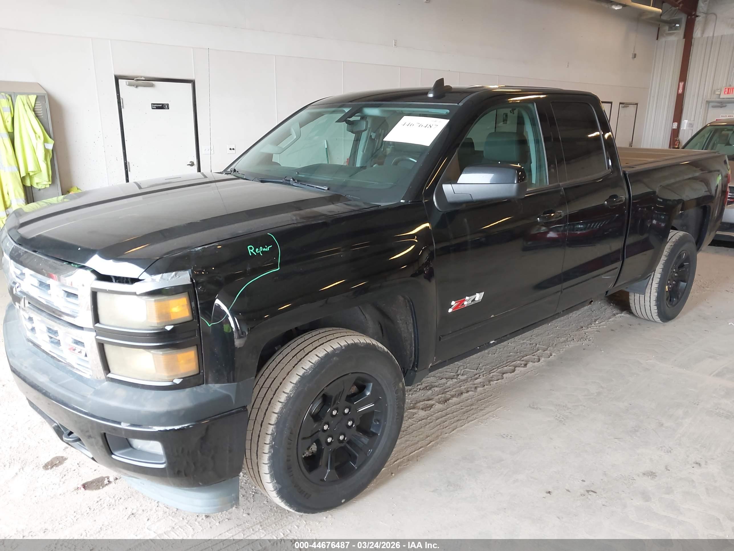 CHEVROLET SILVERADO image 2