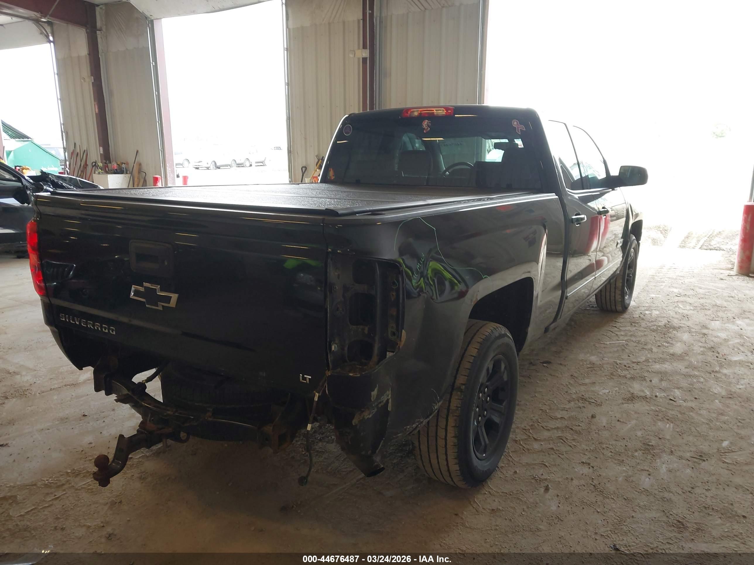 CHEVROLET SILVERADO image 6