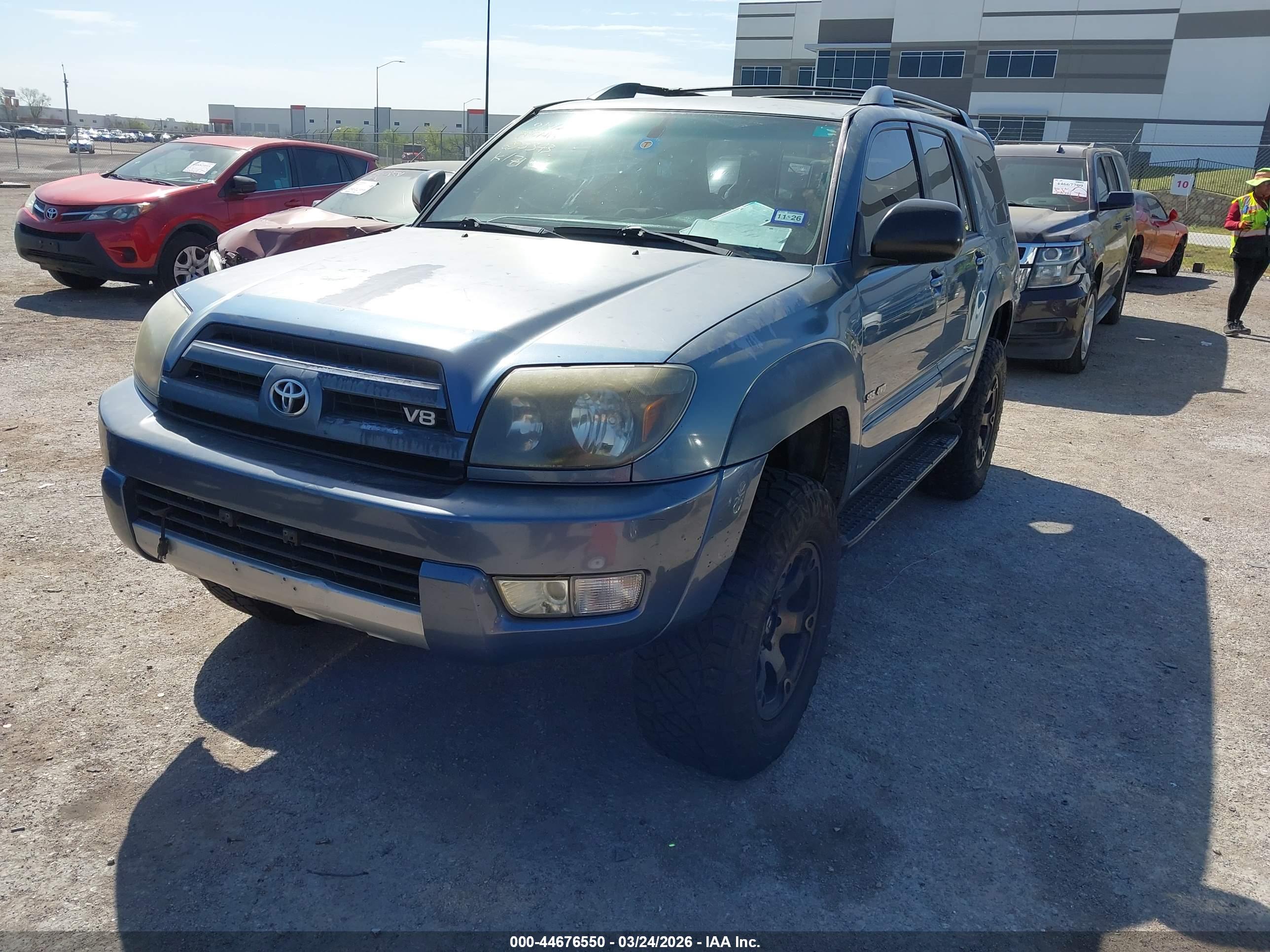 TOYOTA 4RUNNER image 2