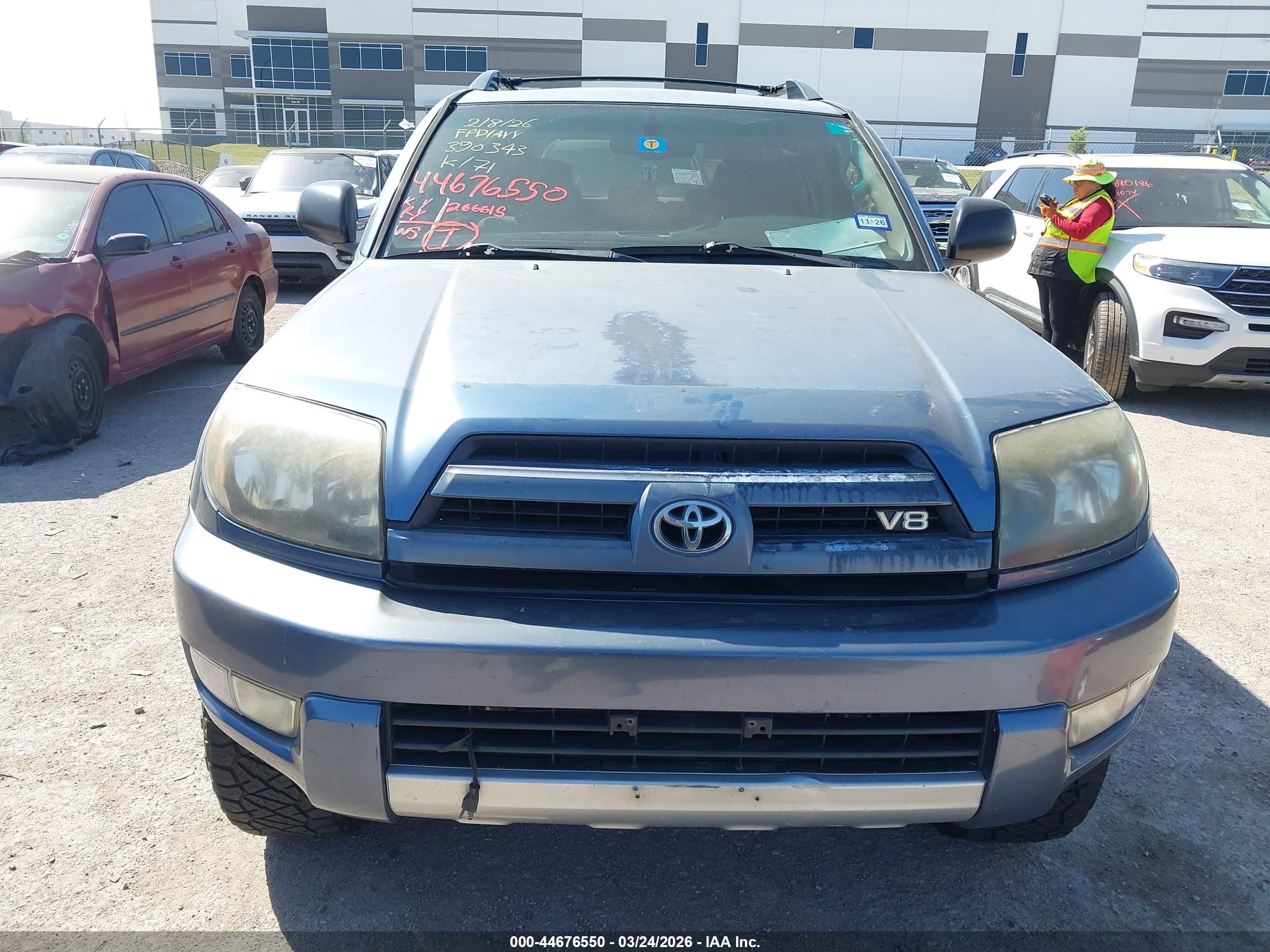 TOYOTA 4RUNNER image 6