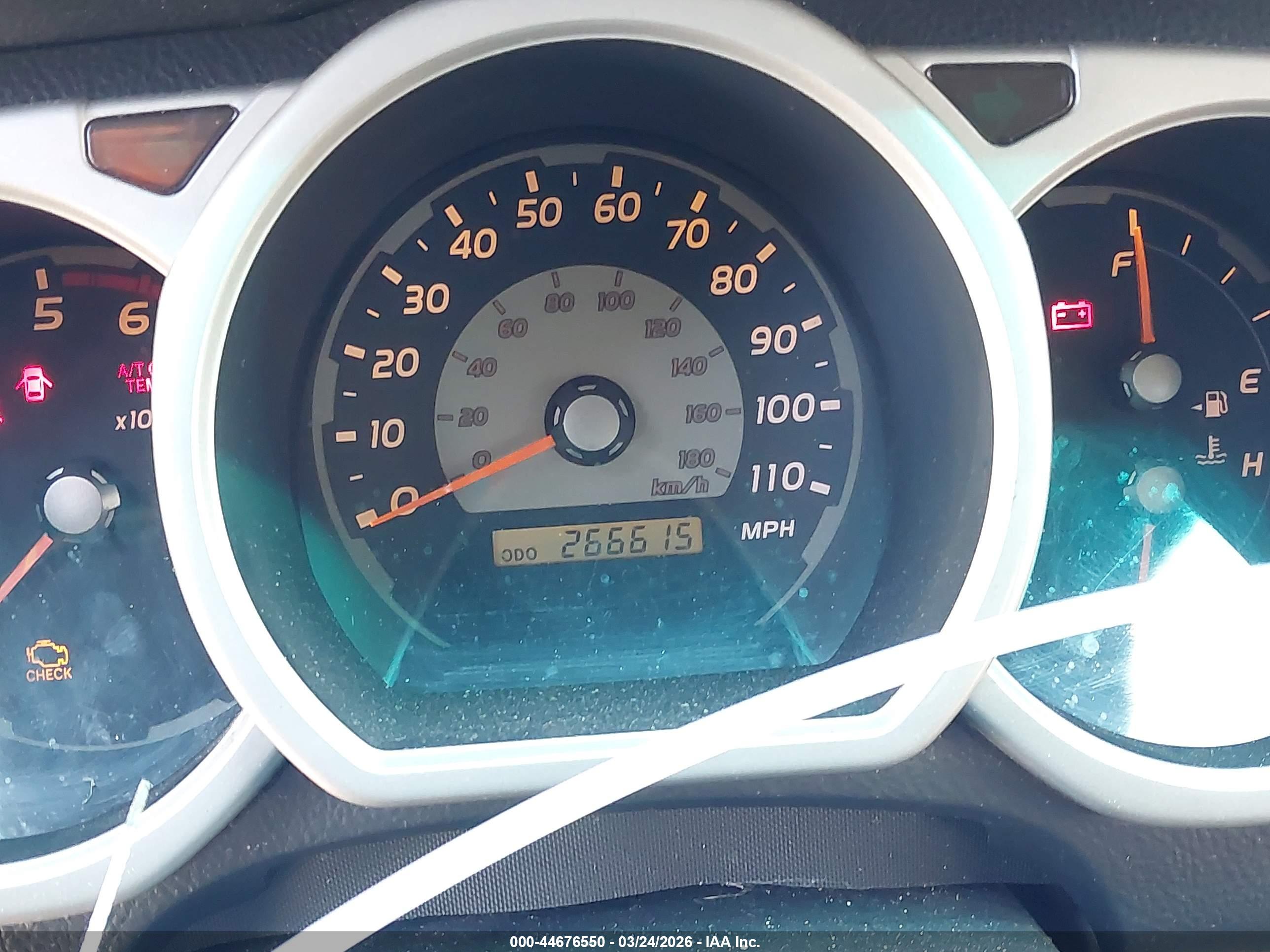 TOYOTA 4RUNNER image 7