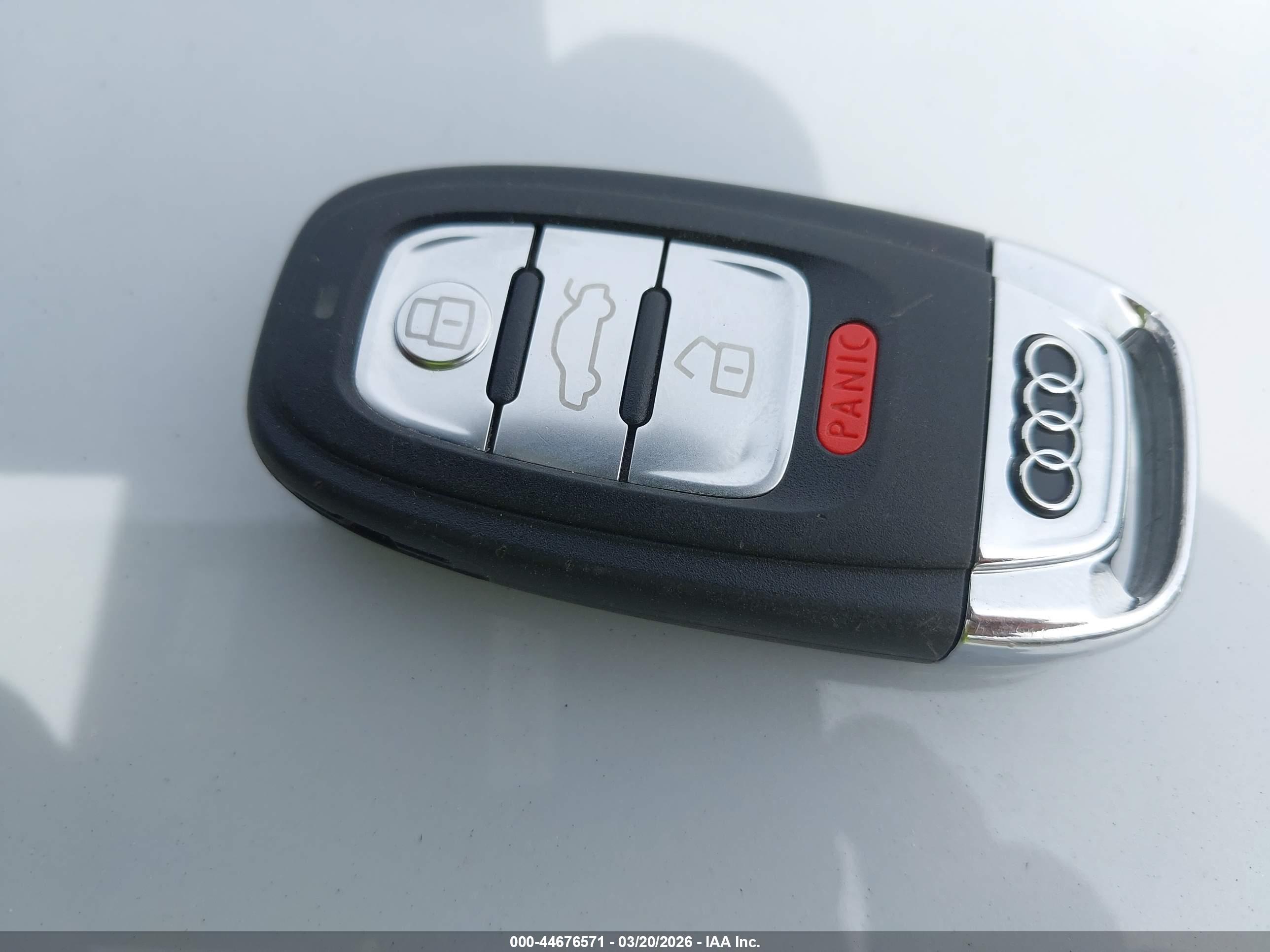 AUDI A4 image 11
