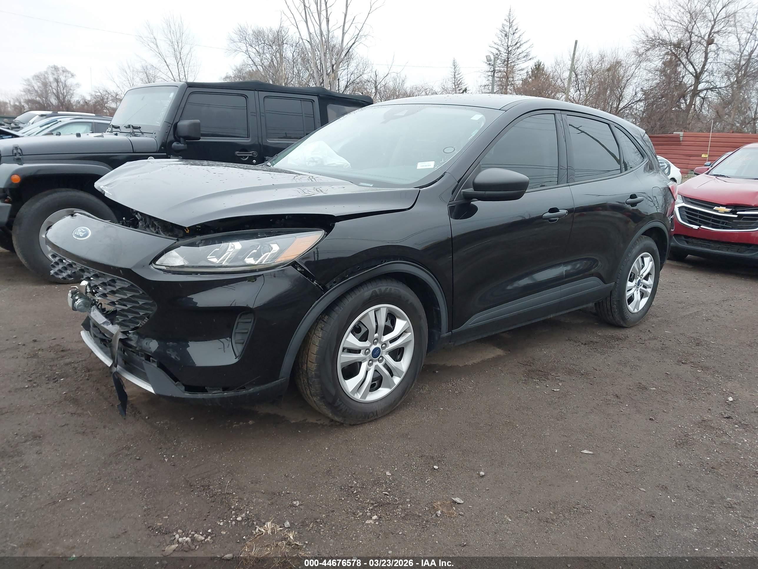 FORD ESCAPE image 2