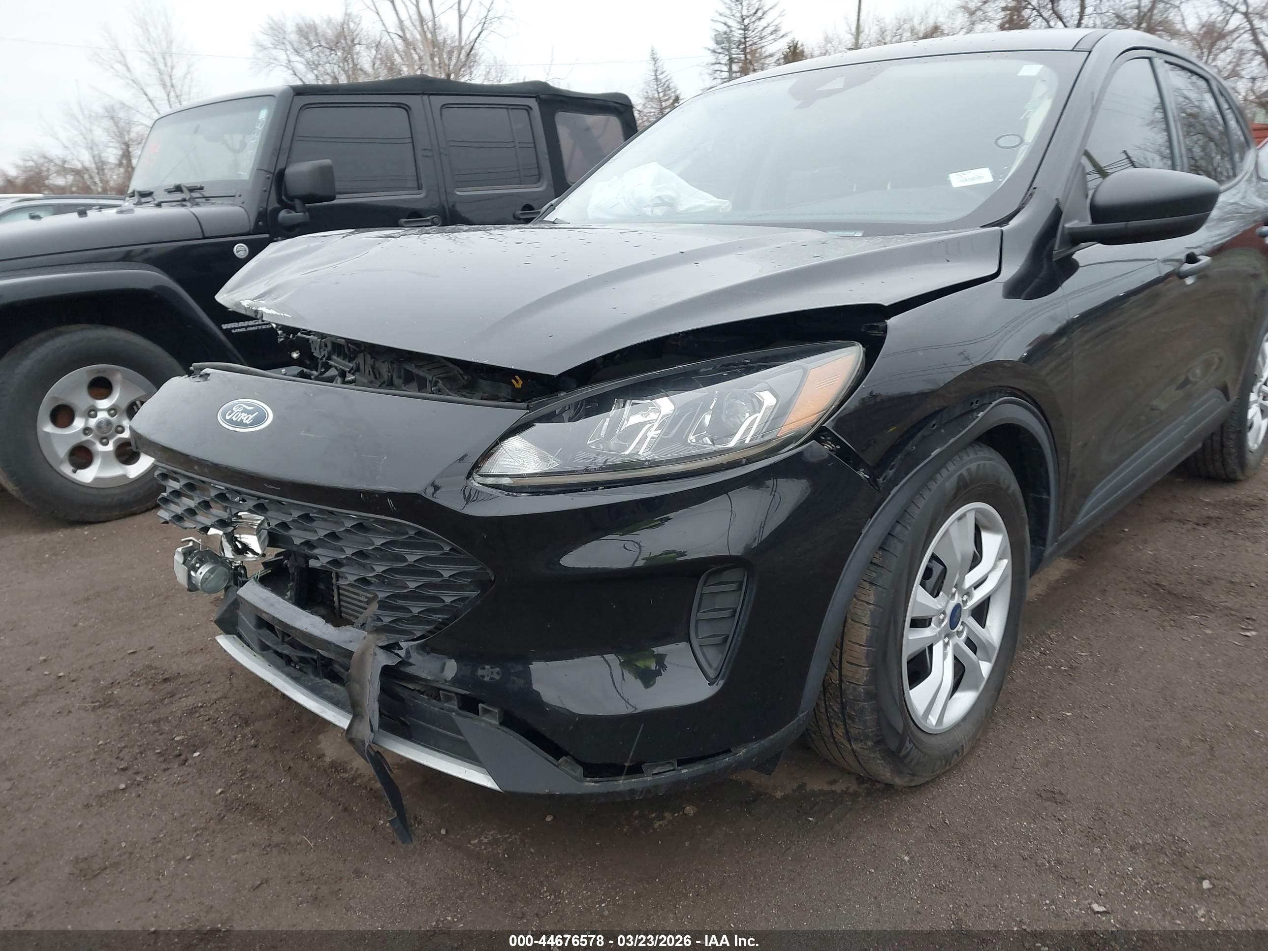 FORD ESCAPE image 6