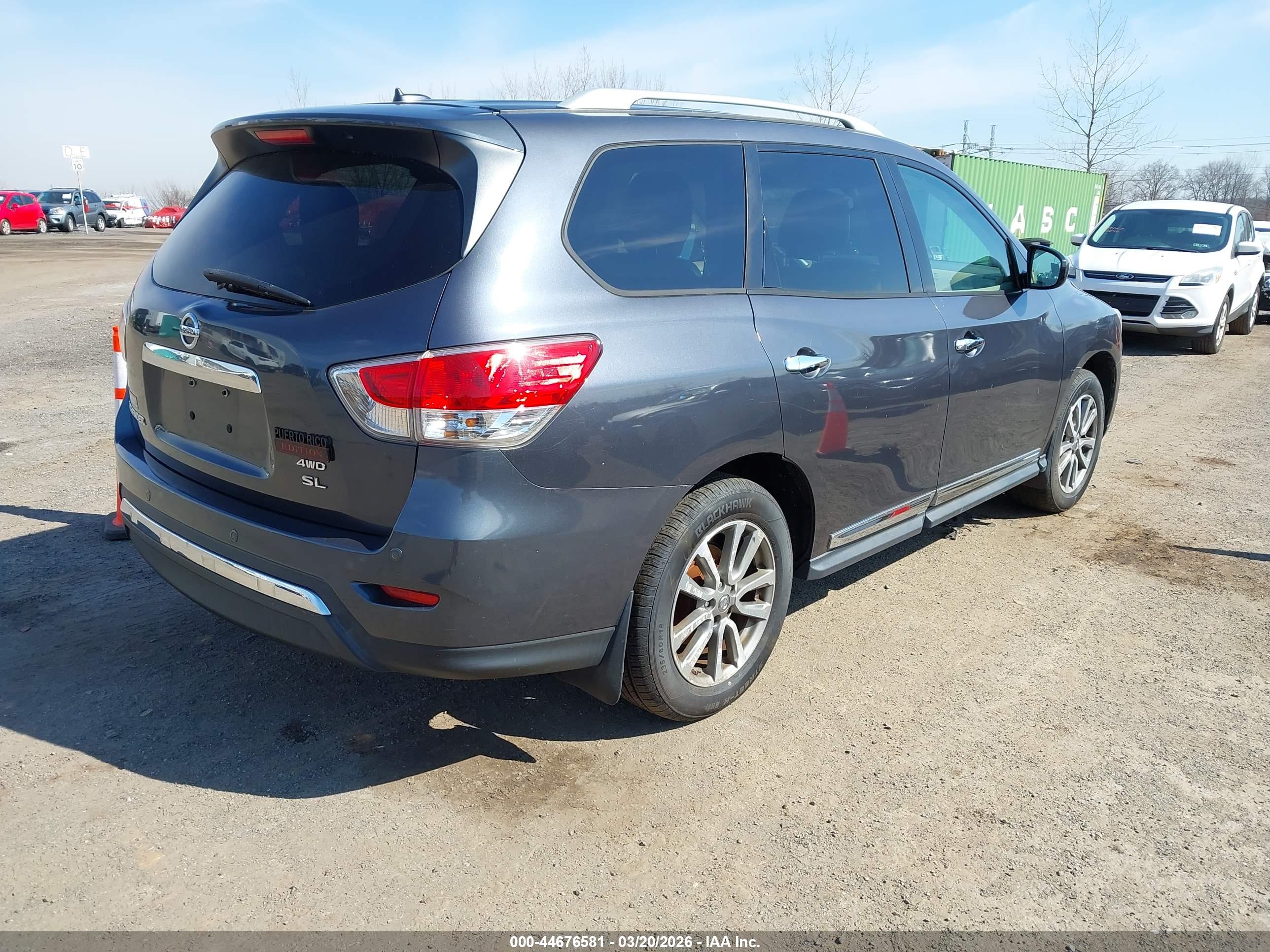 NISSAN PATHFINDER image 4
