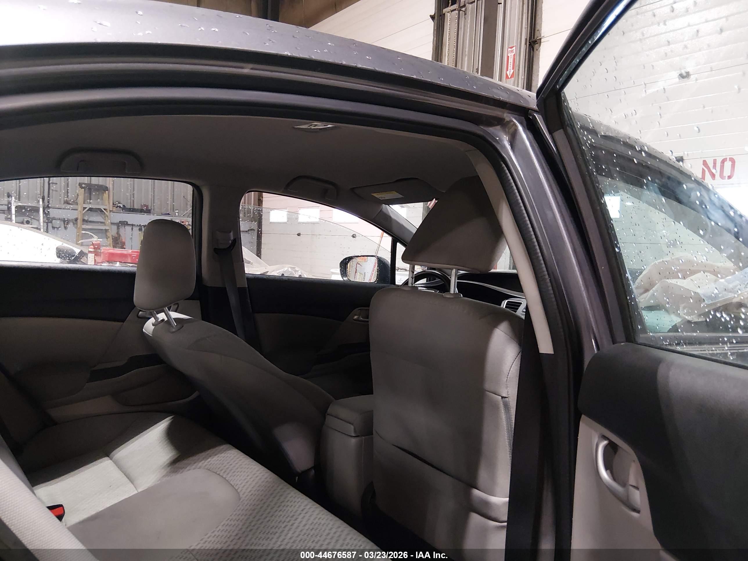 HONDA CIVIC image 8