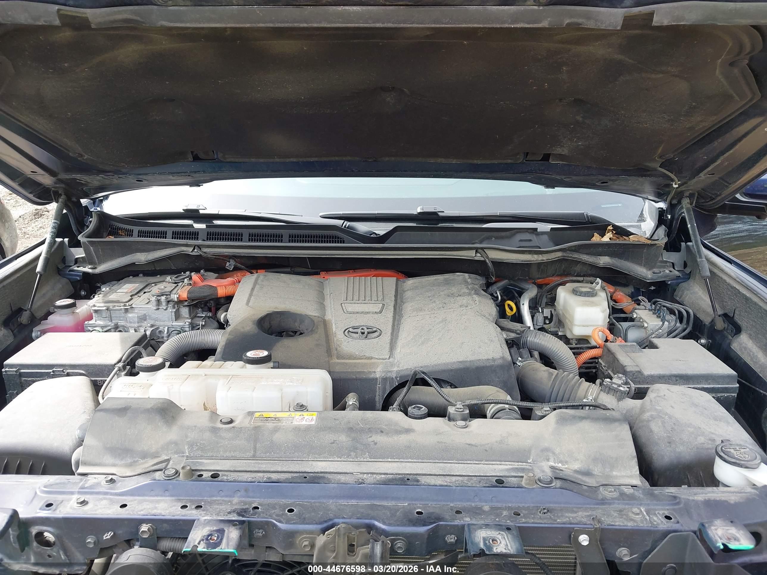 TOYOTA TUNDRA image 10