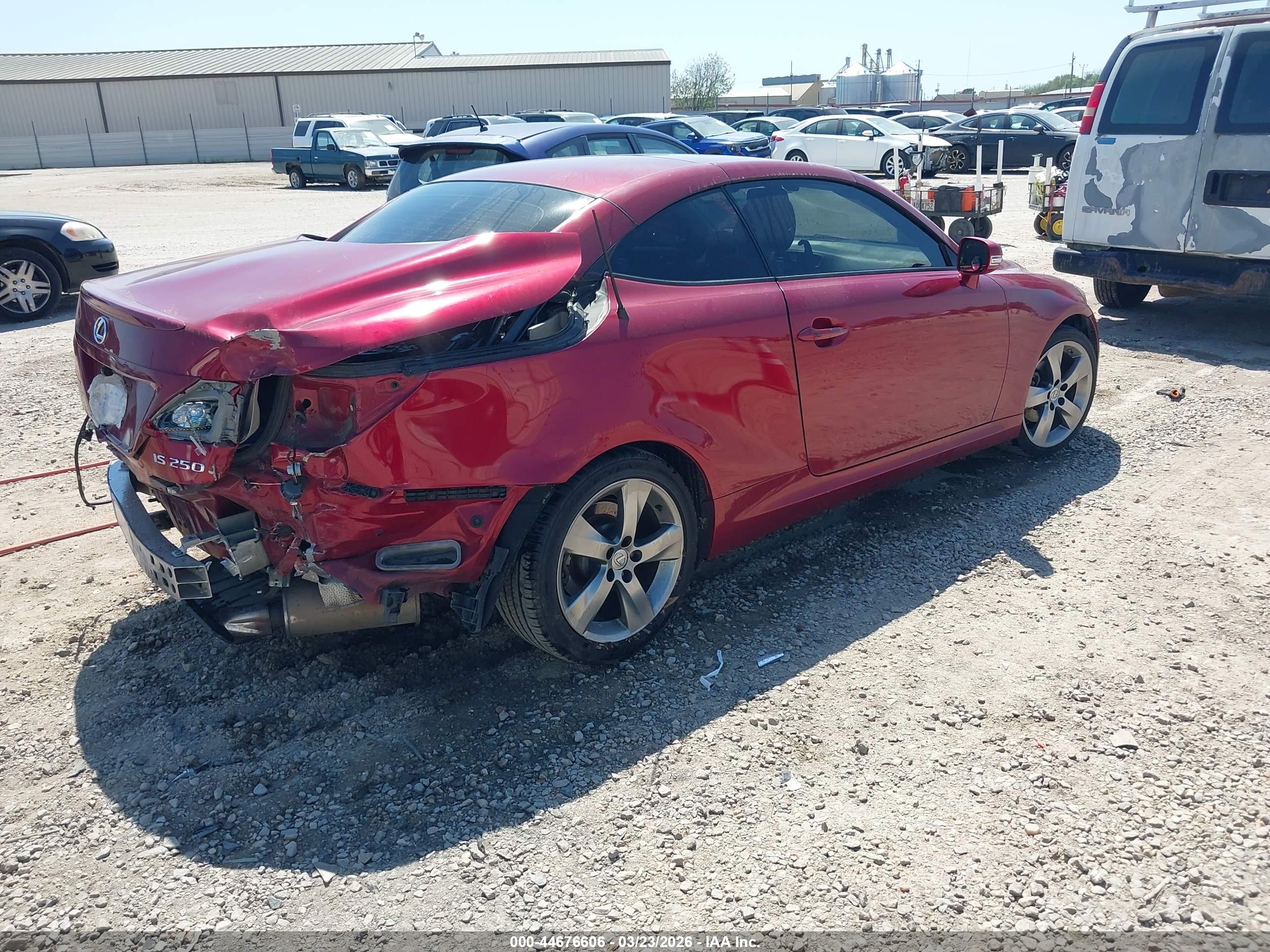 LEXUS IS image 4