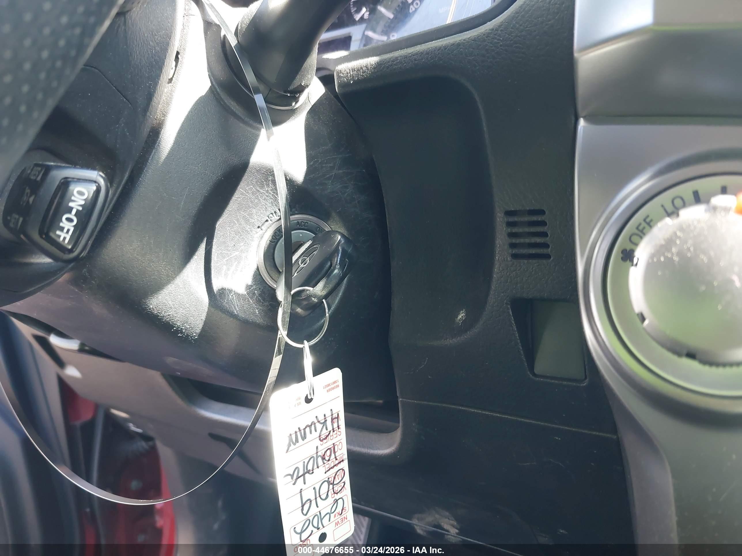 TOYOTA 4RUNNER image 11