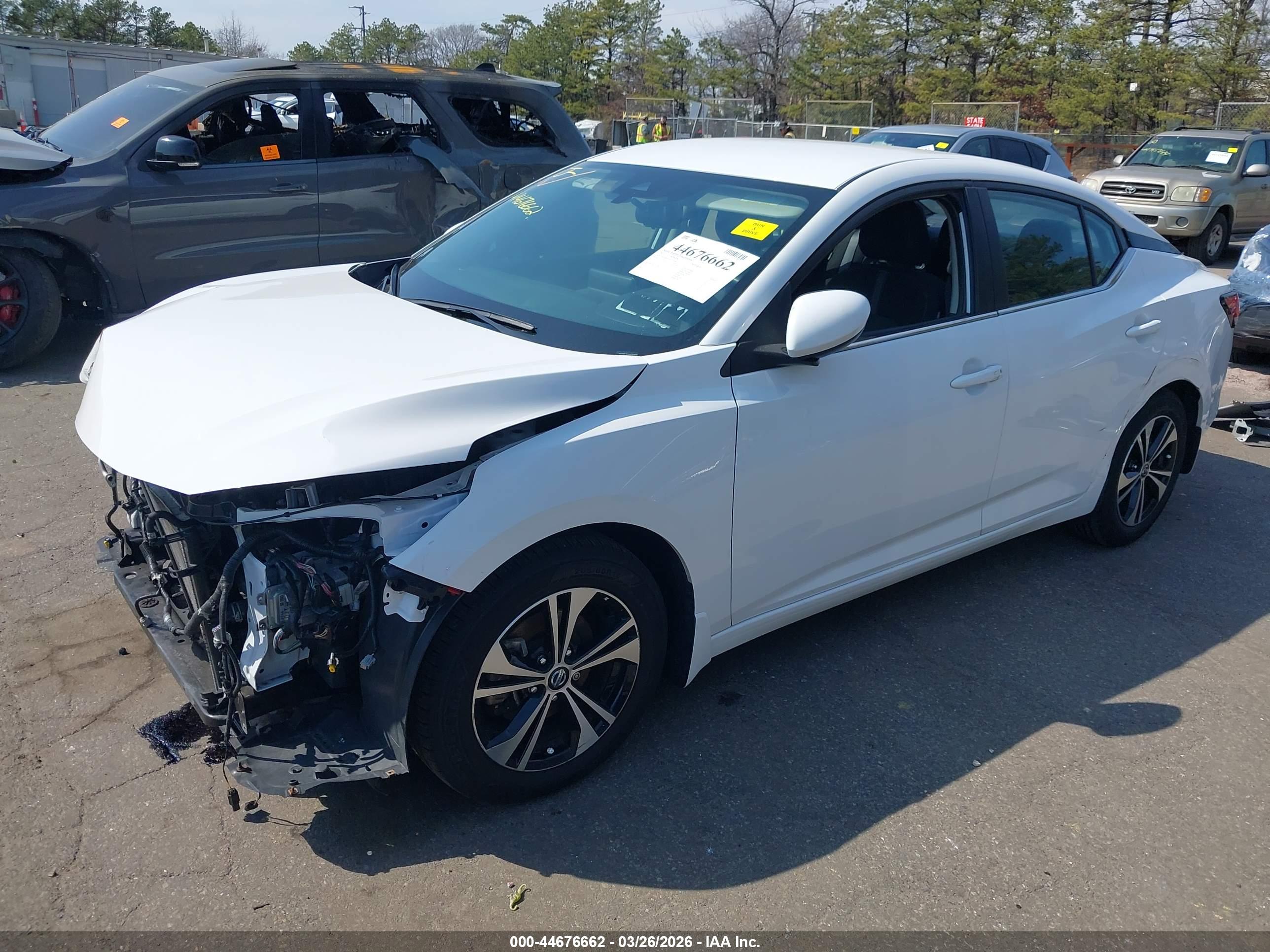 NISSAN SENTRA image 2