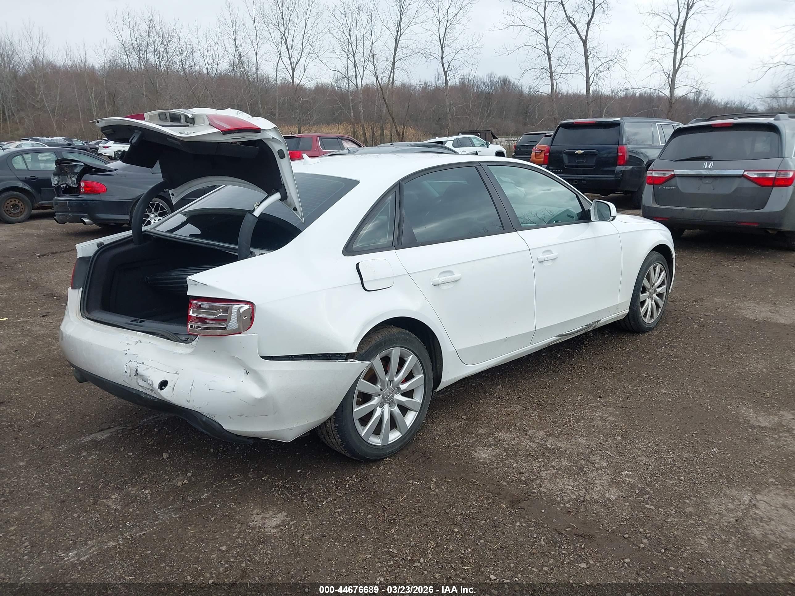 AUDI A4 image 4