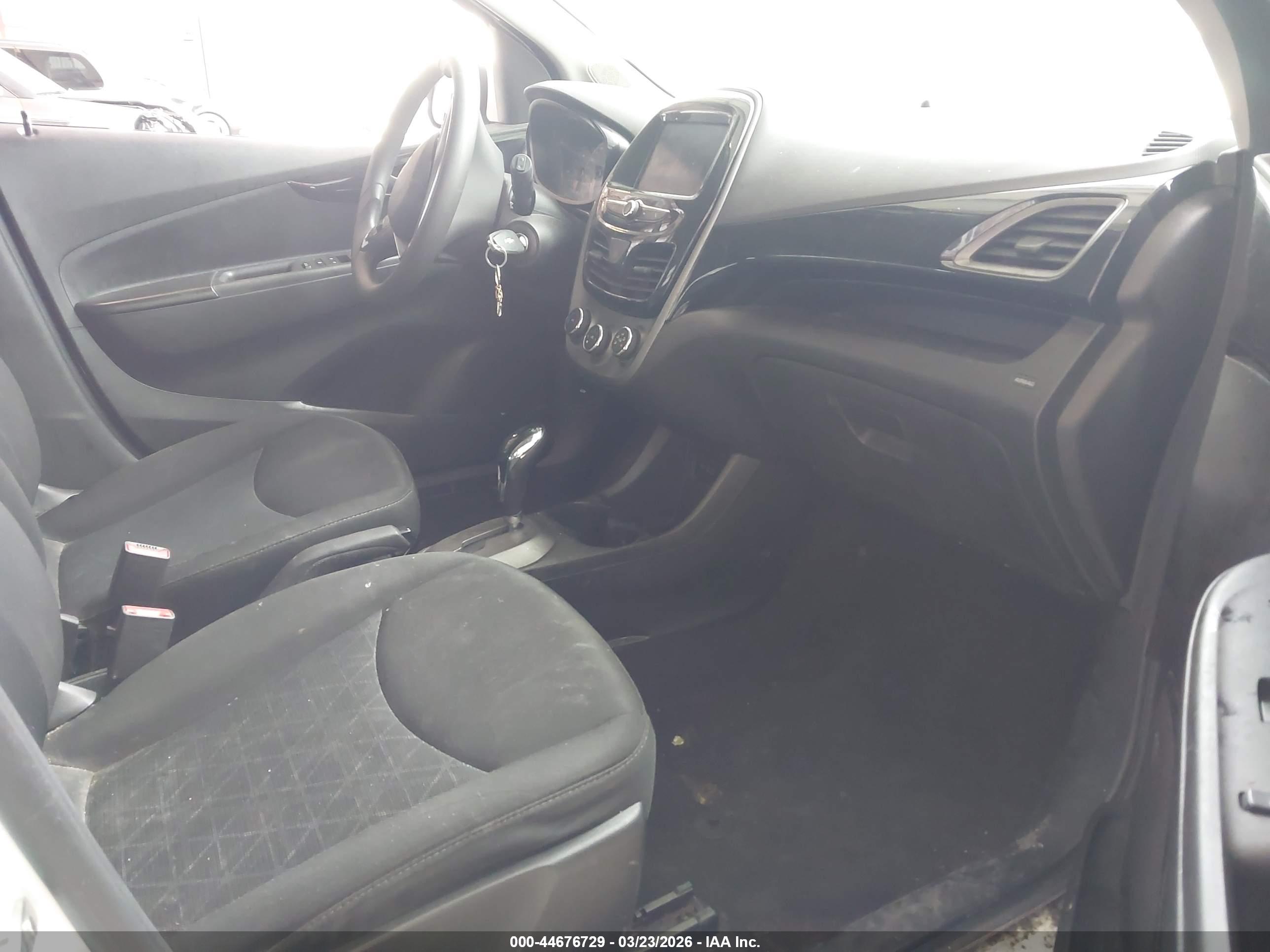 CHEVROLET SPARK image 5
