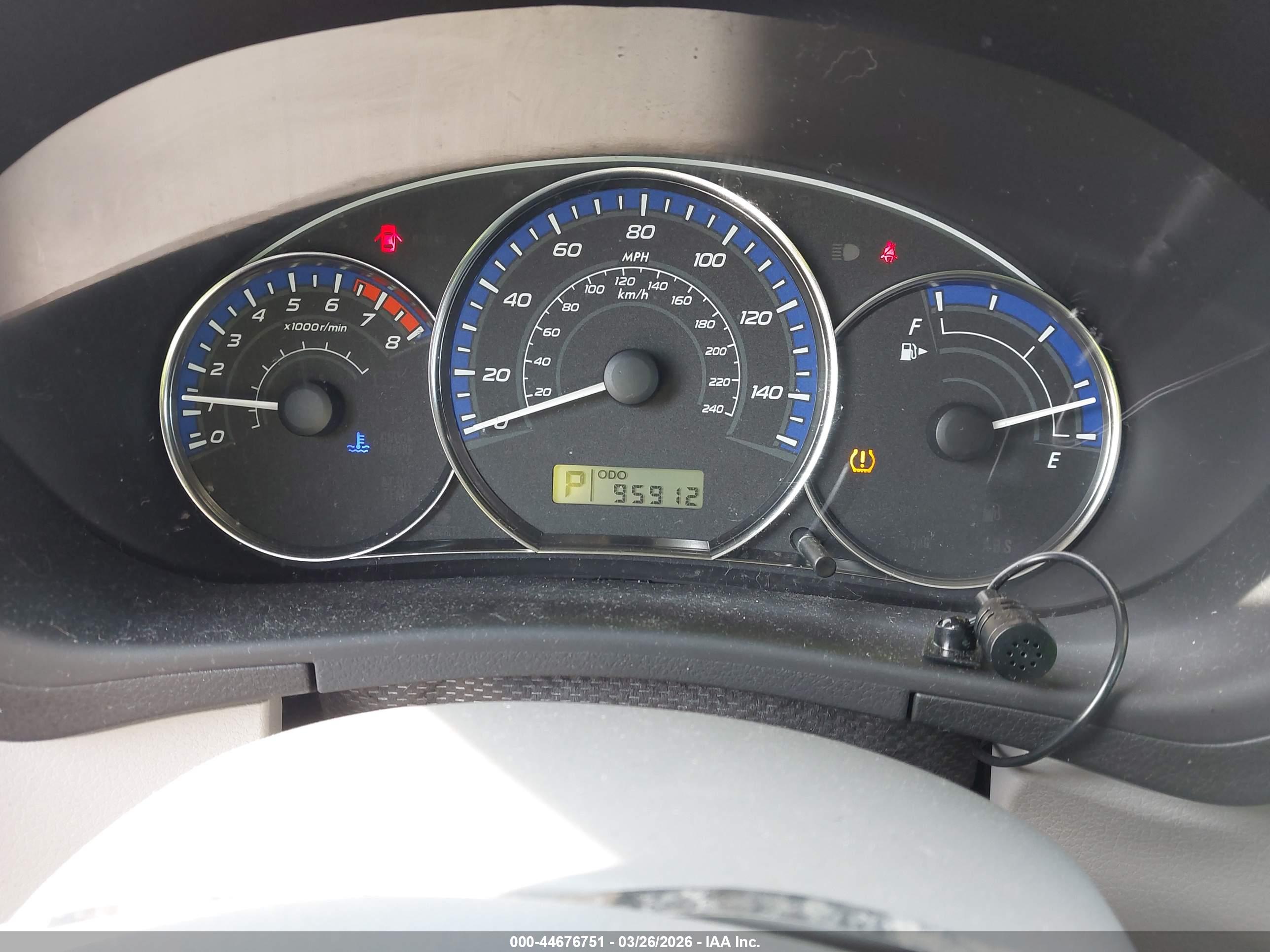 SUBARU FORESTER image 7