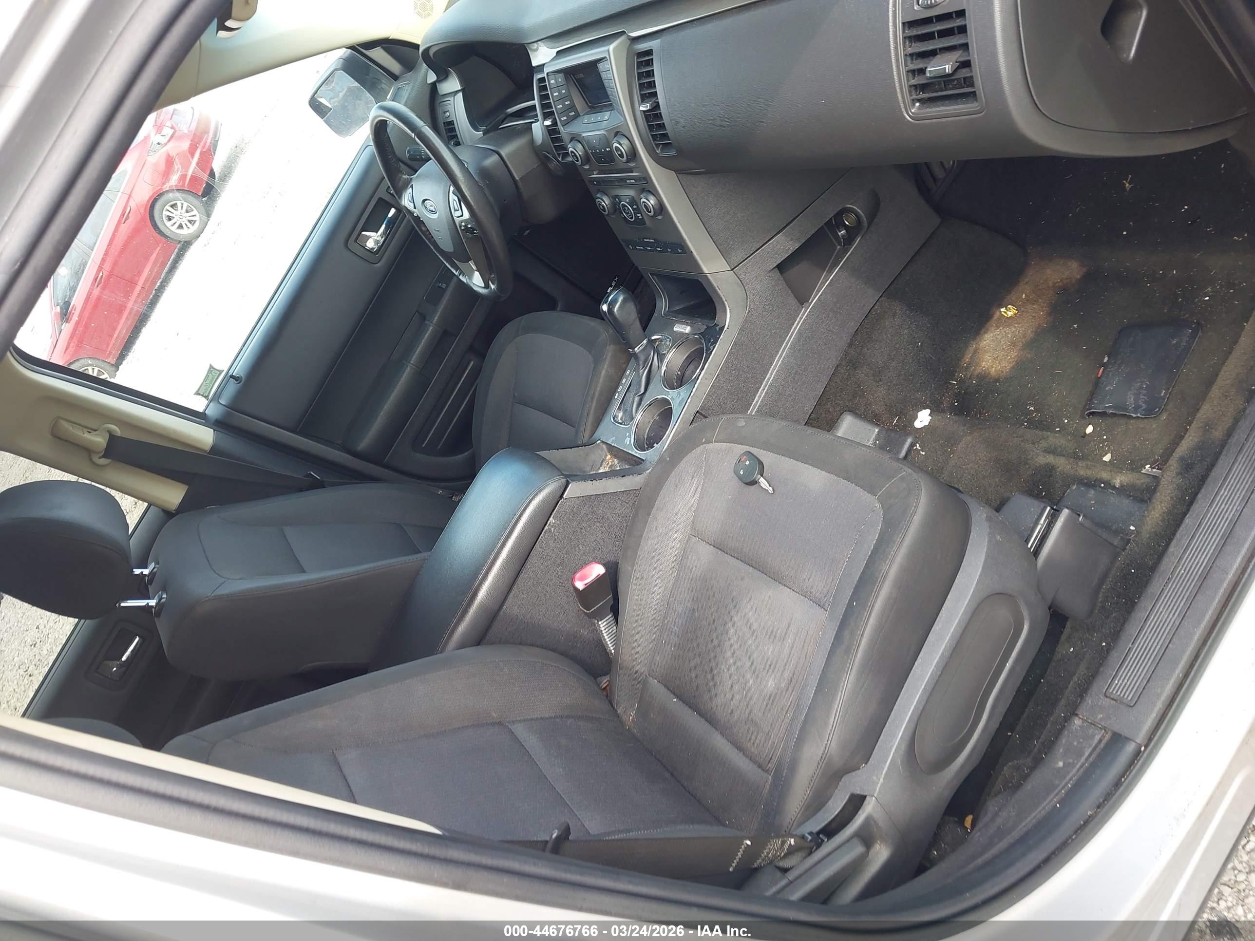 FORD FLEX image 5