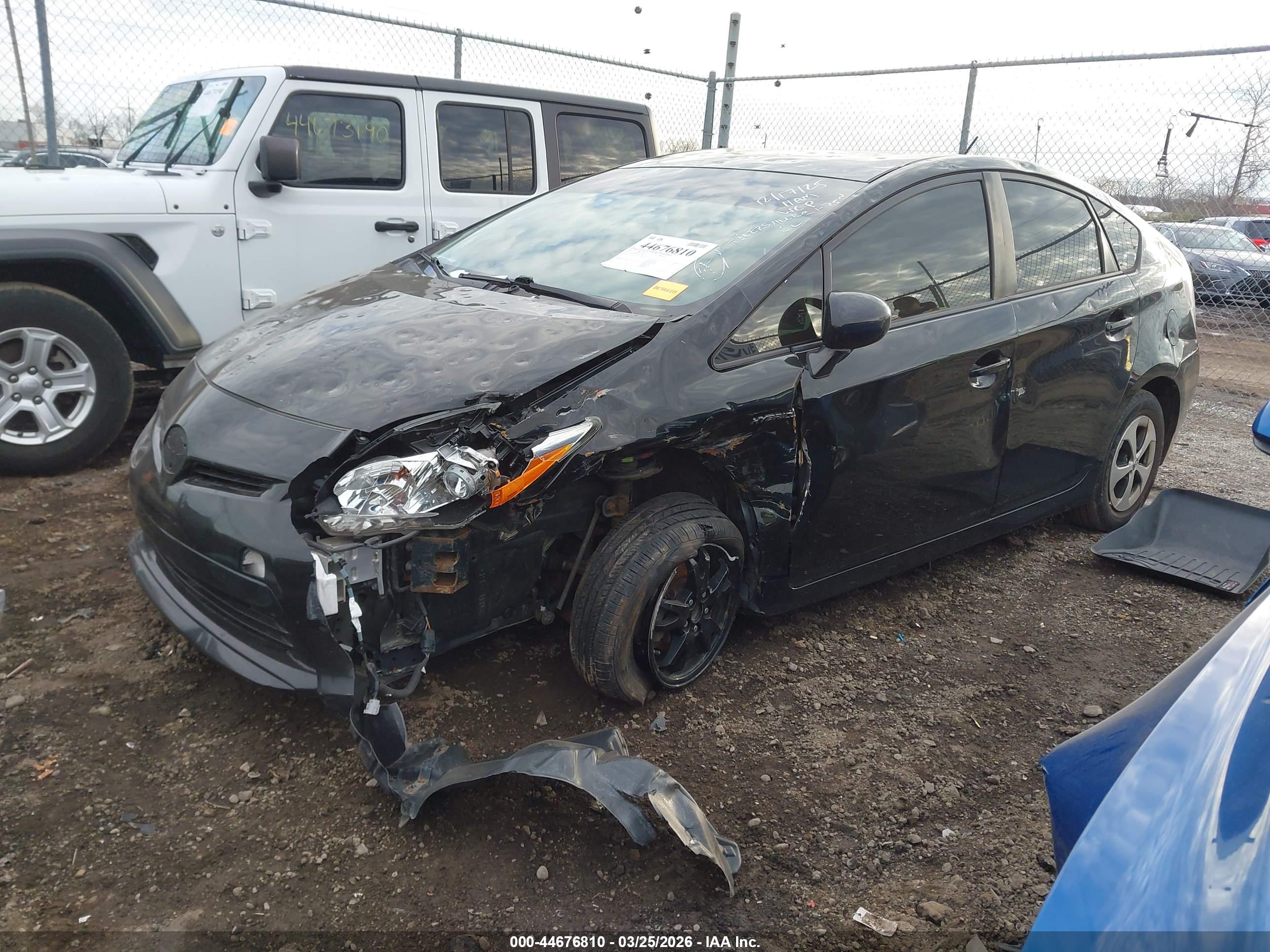 TOYOTA PRIUS image 2