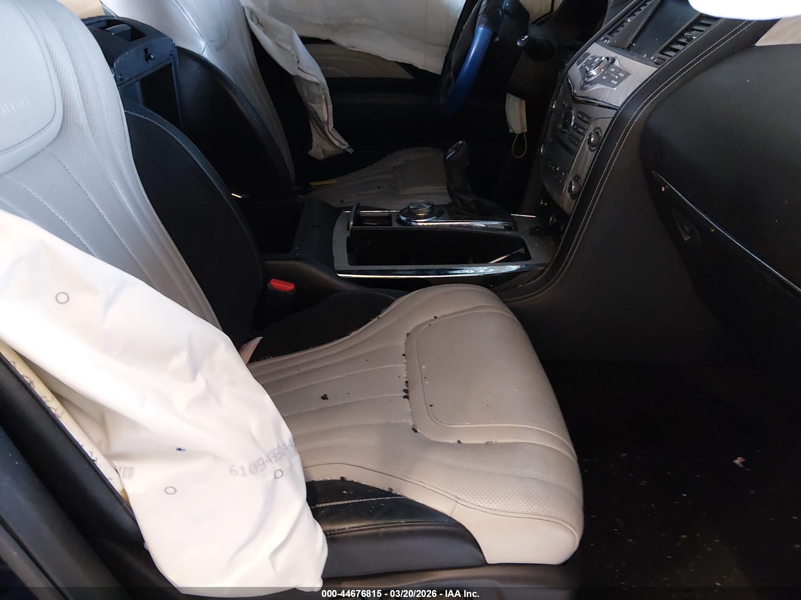 INFINITI QX80 image 5