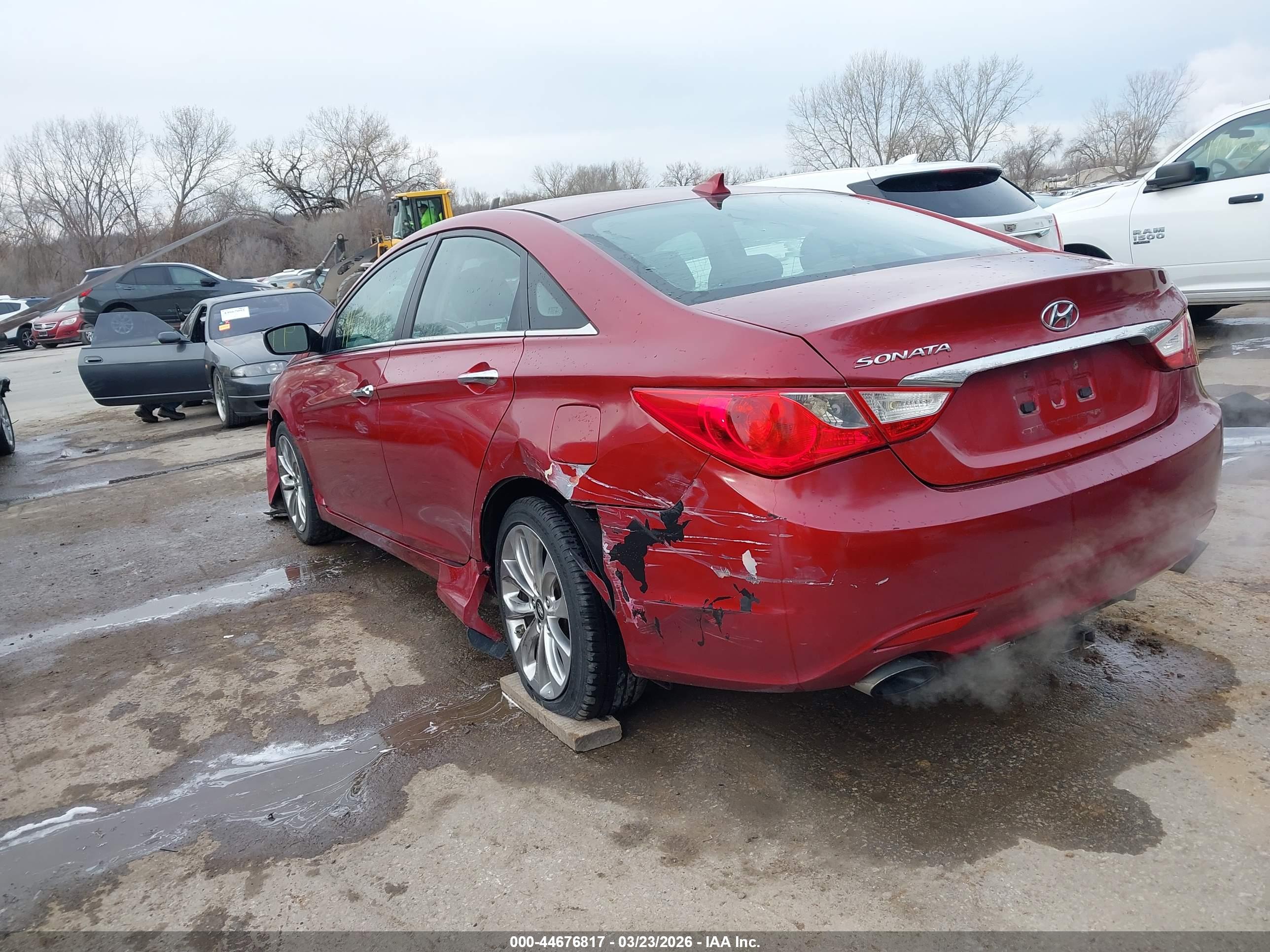 HYUNDAI SONATA image 3