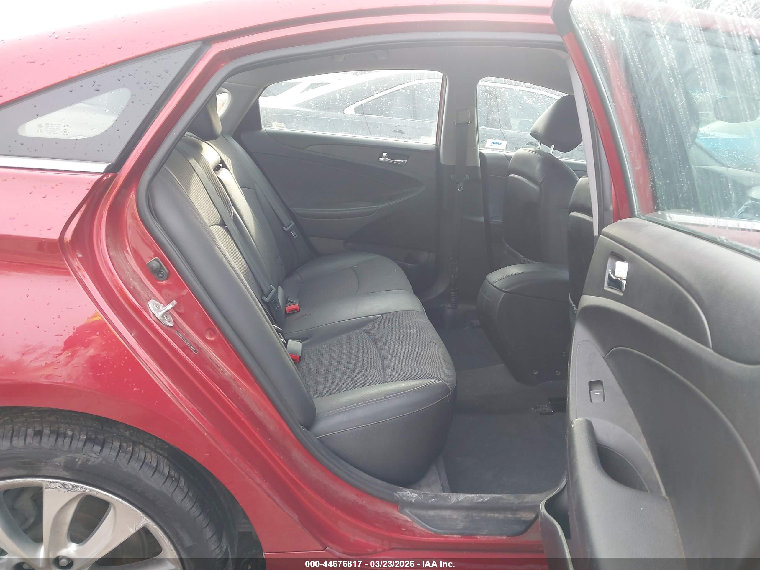 HYUNDAI SONATA image 8