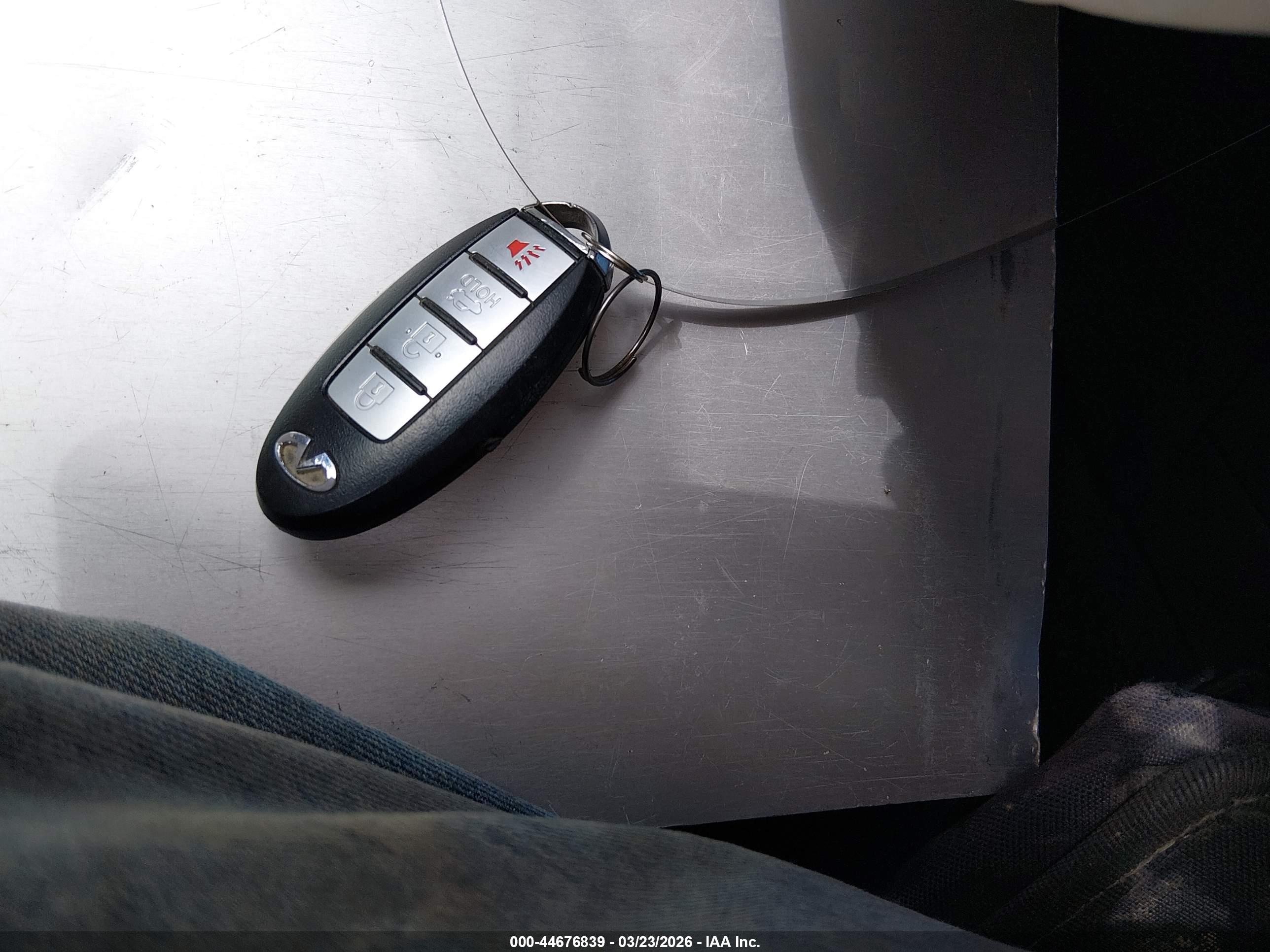 INFINITI Q40 image 11