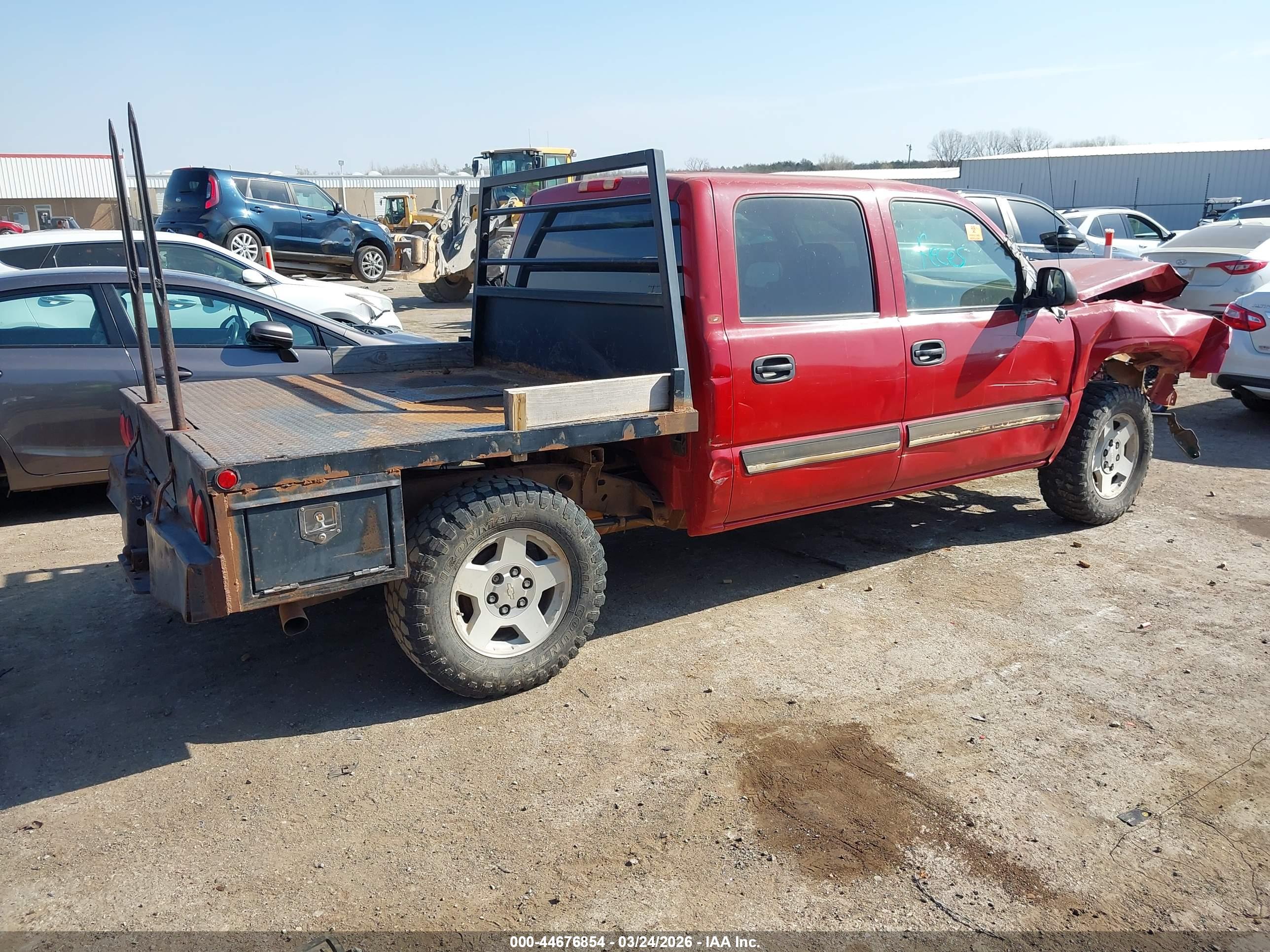 CHEVROLET SILVERADO image 4