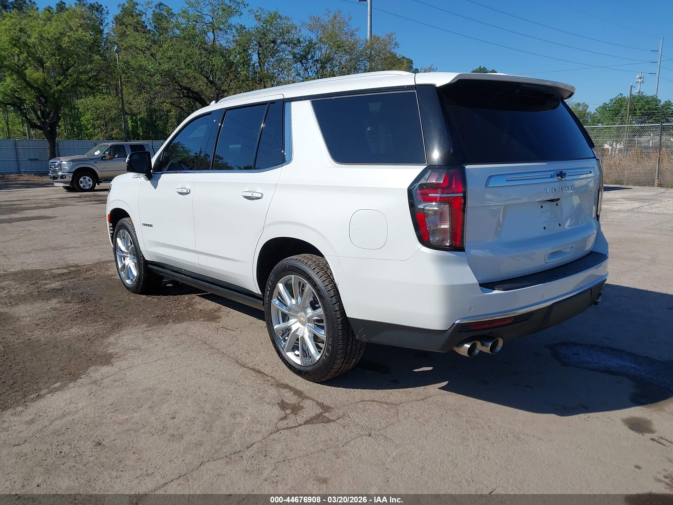 CHEVROLET TAHOE image 3