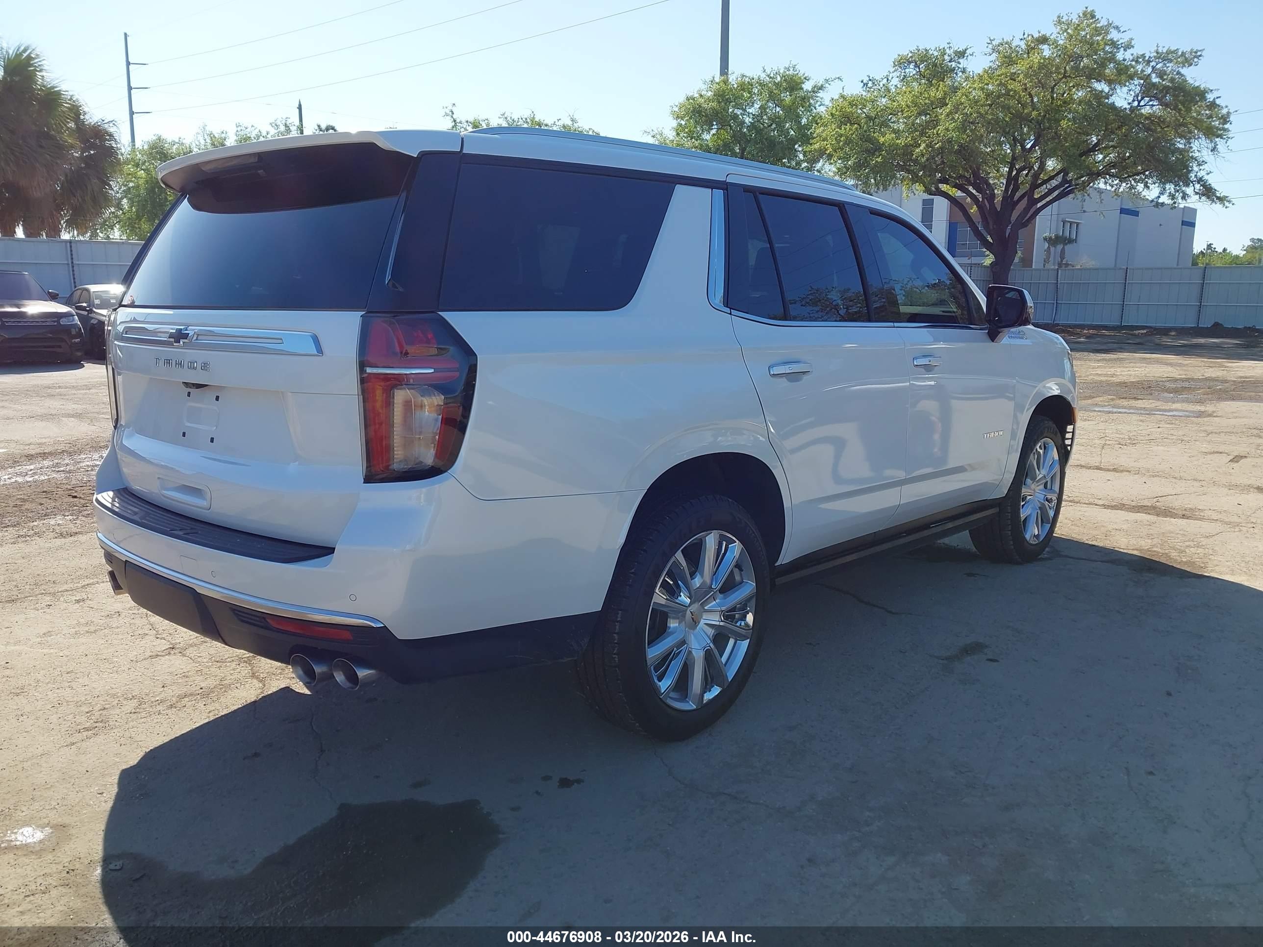 CHEVROLET TAHOE image 4