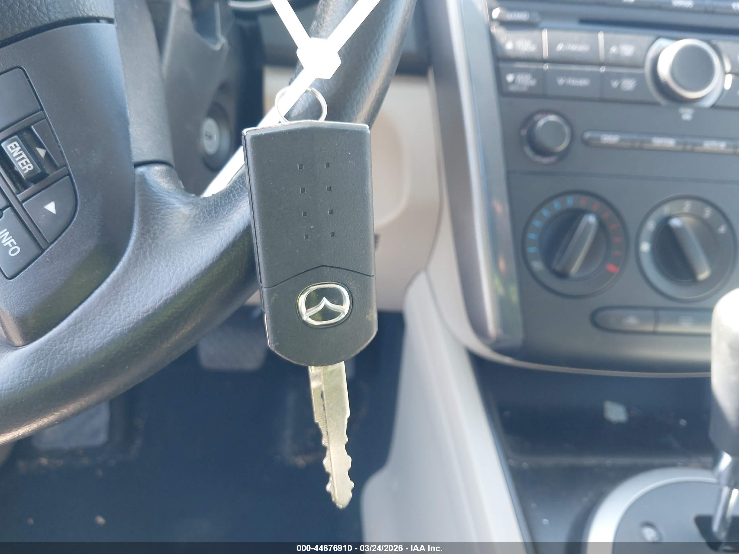 MAZDA CX-7 image 11