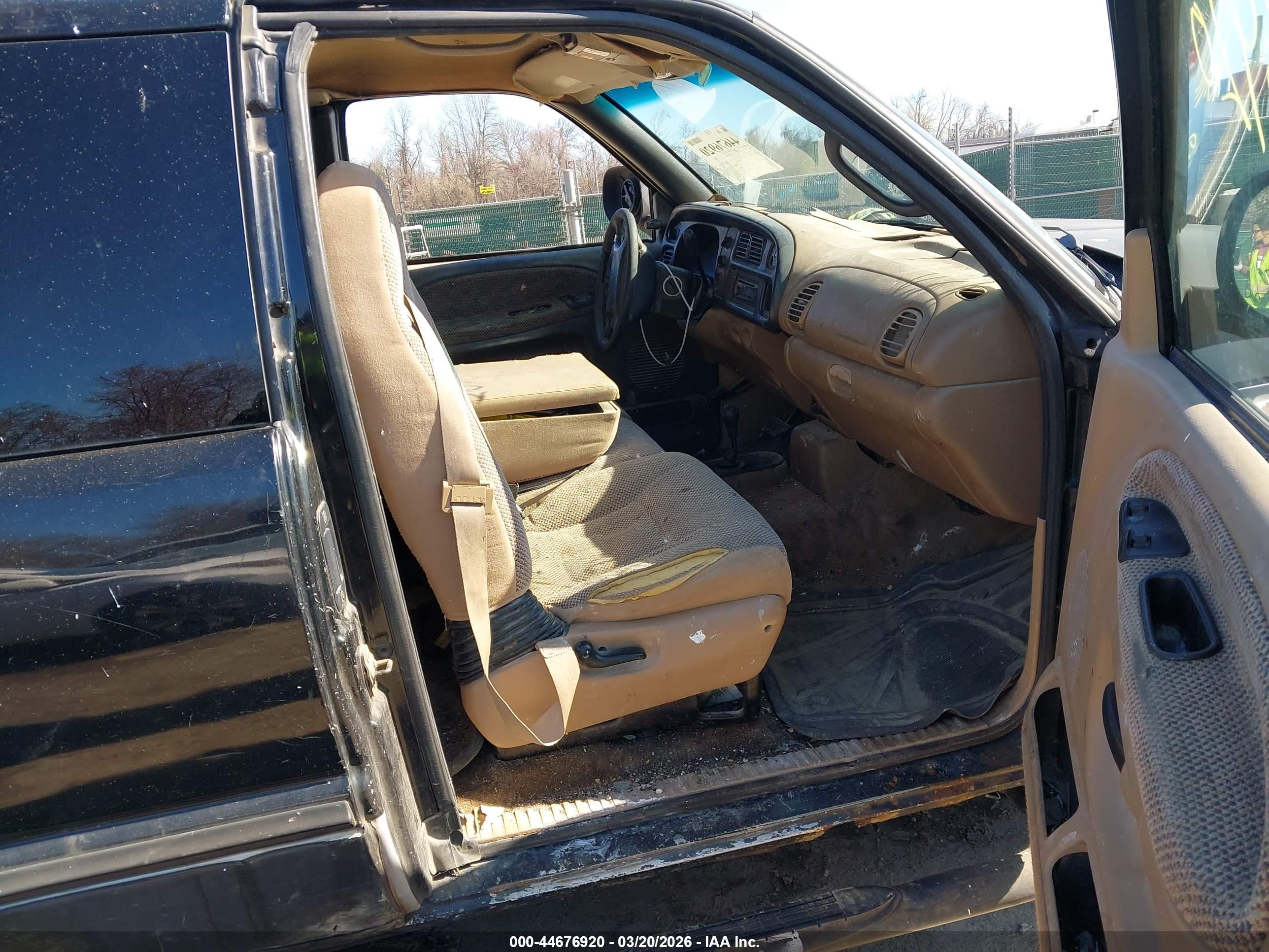 DODGE RAM image 5