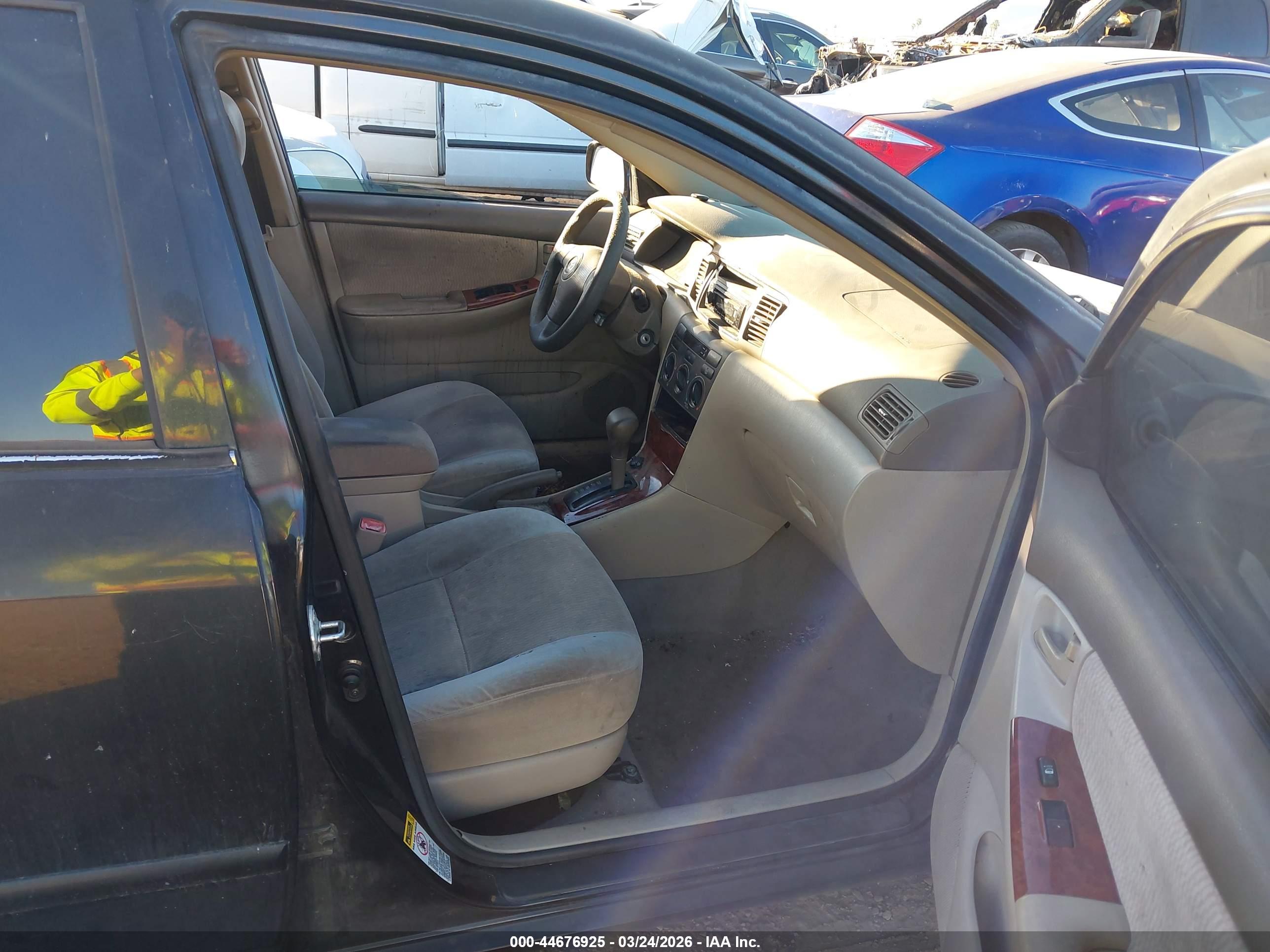TOYOTA COROLLA image 5