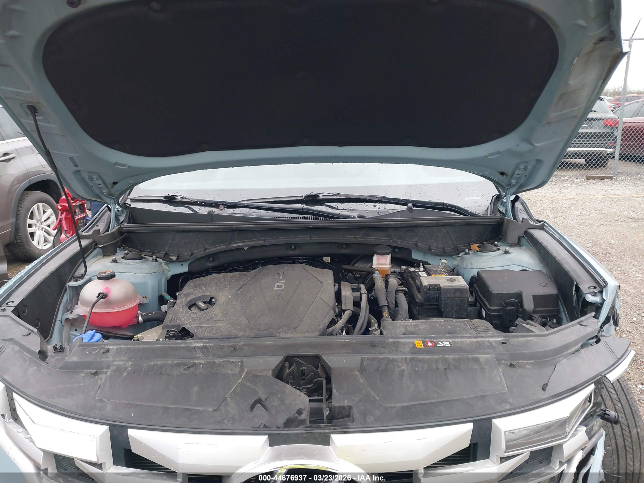 HYUNDAI SANTA image 10