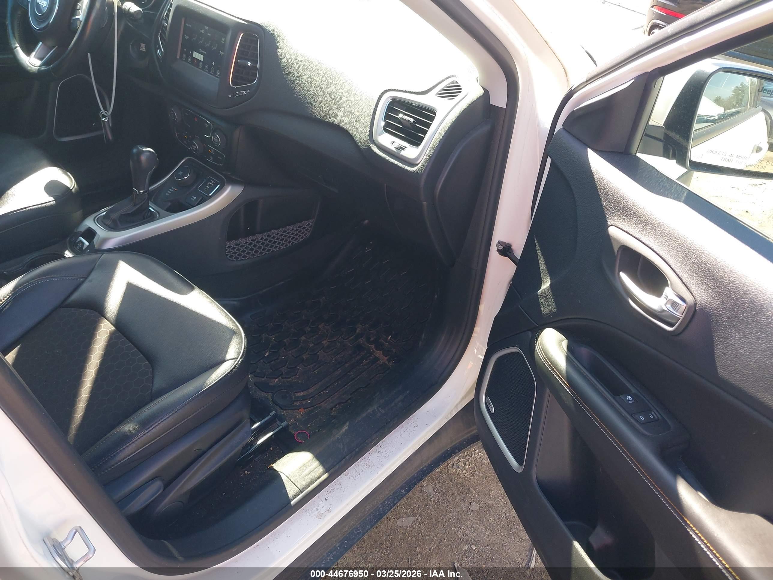 JEEP COMPASS image 5