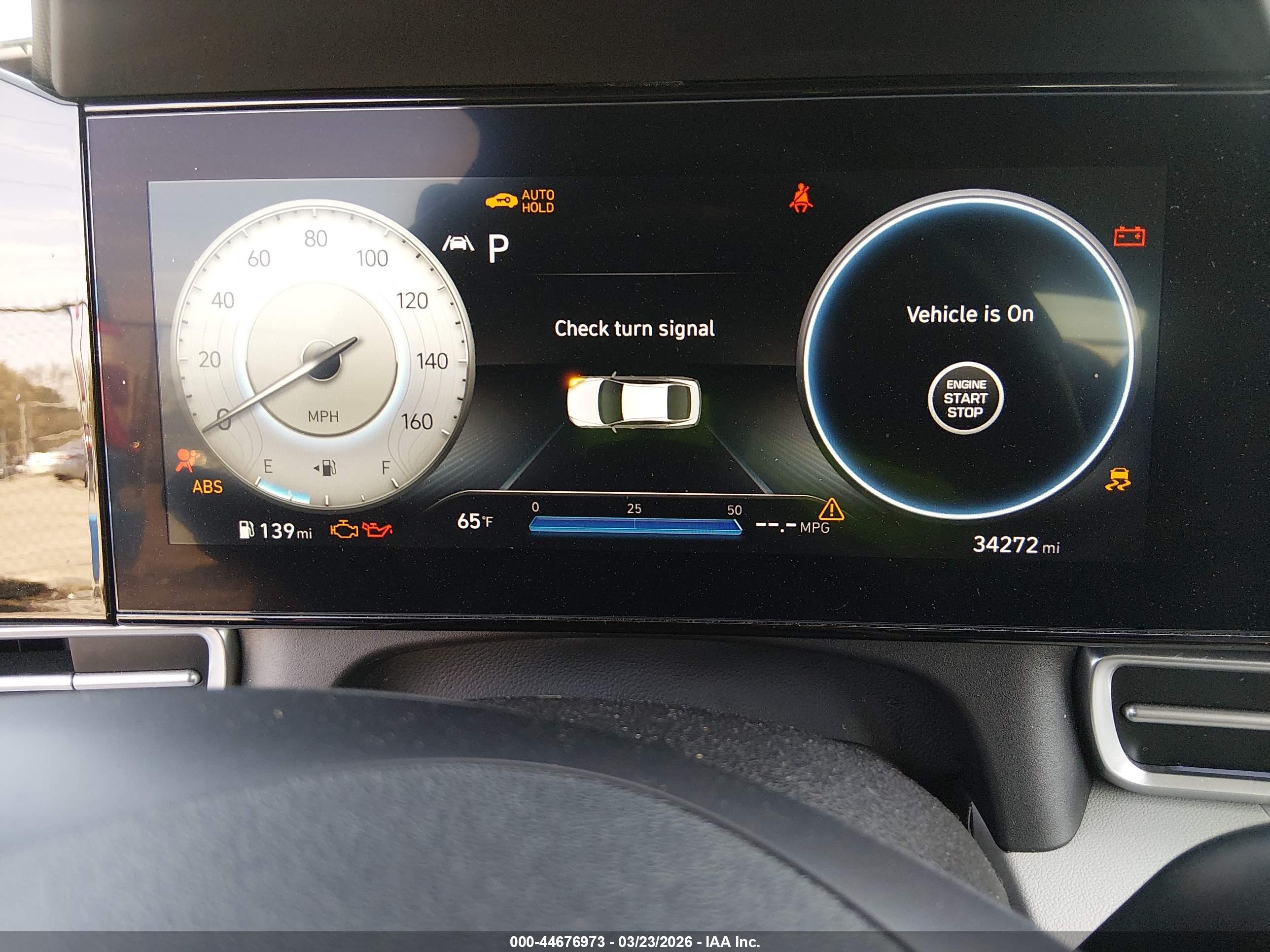 HYUNDAI ELANTRA image 7