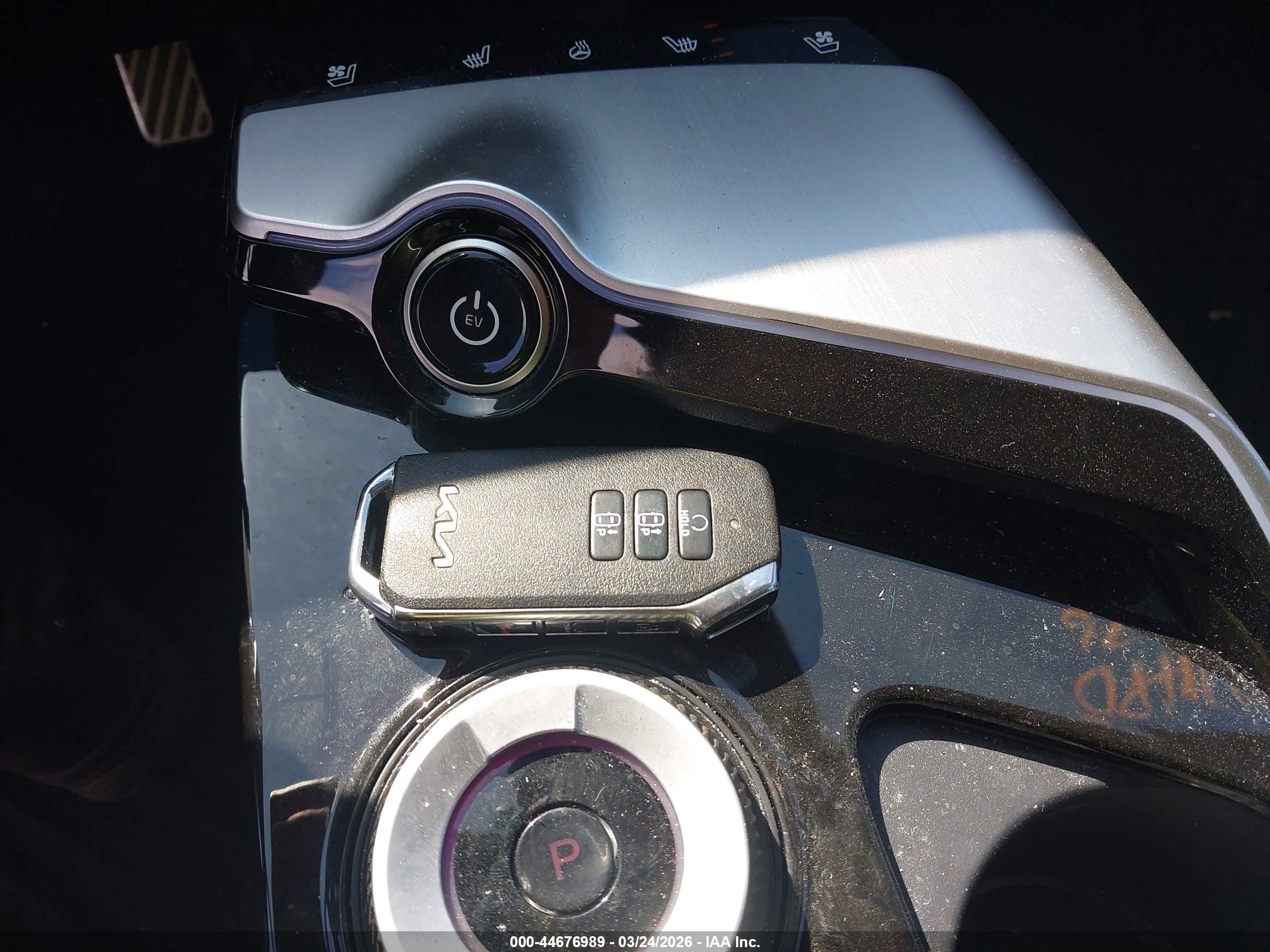 KIA EV6 image 11