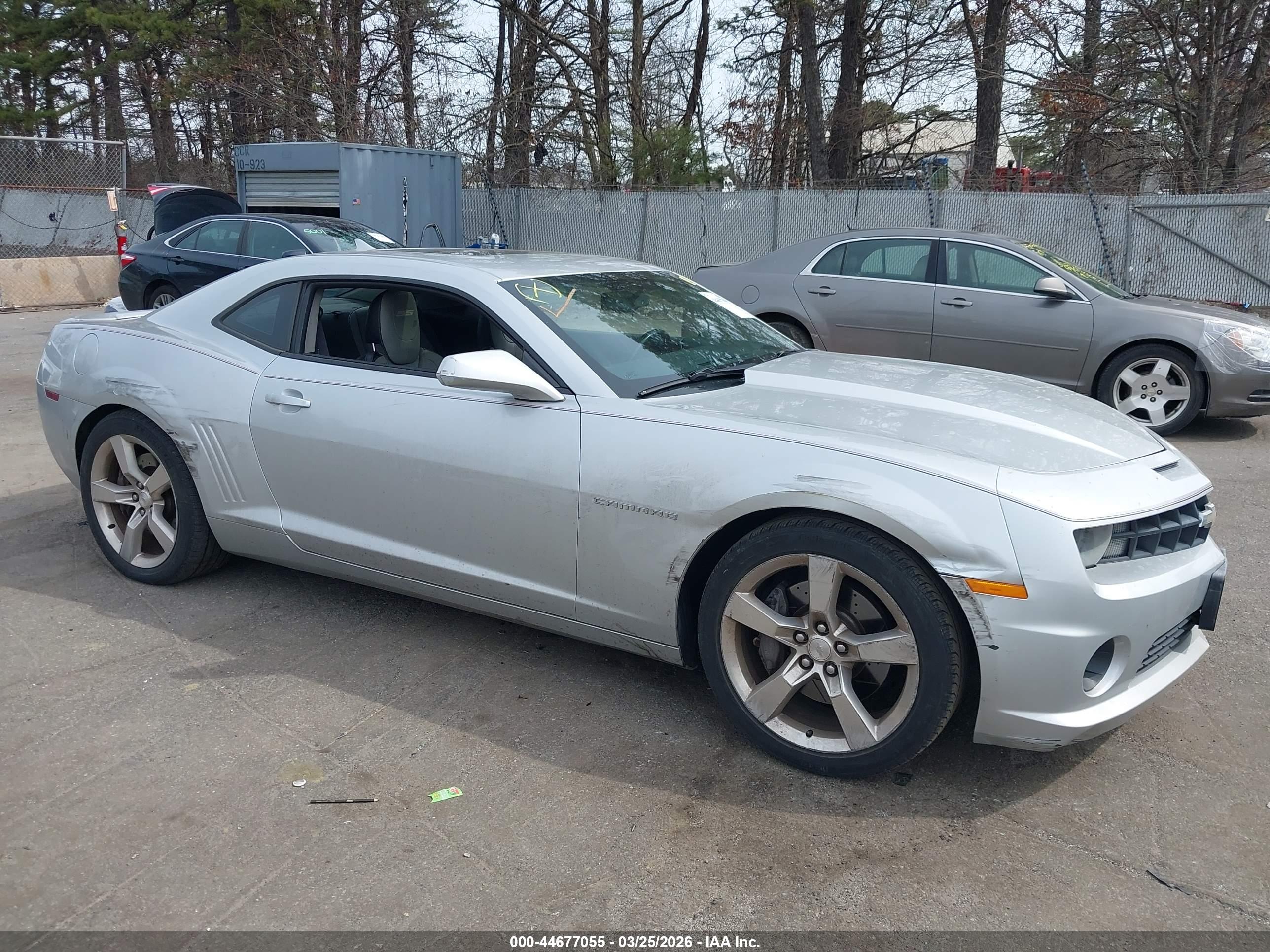 CHEVROLET CAMARO image 6