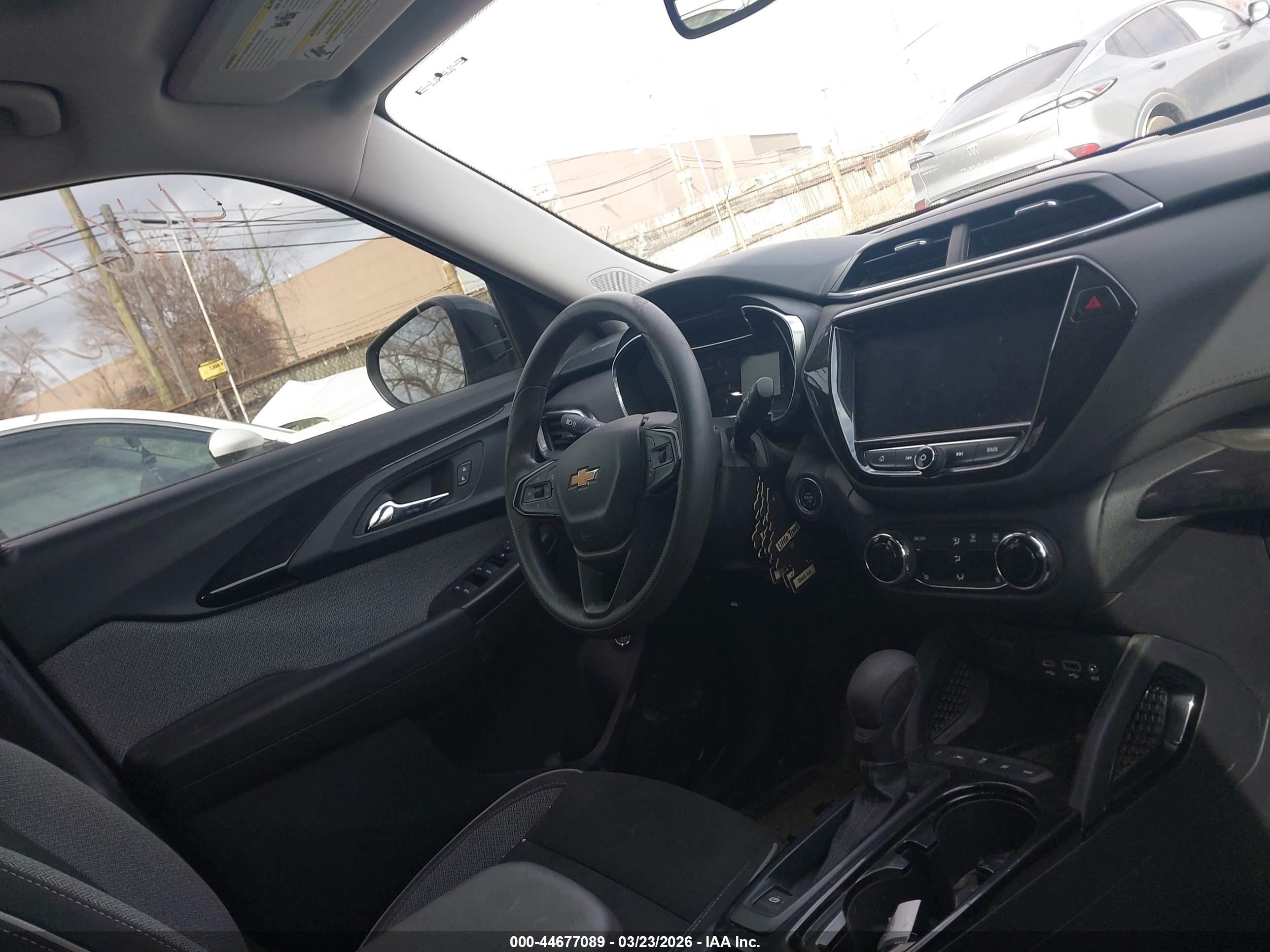 CHEVROLET TRAILBLAZER image 5